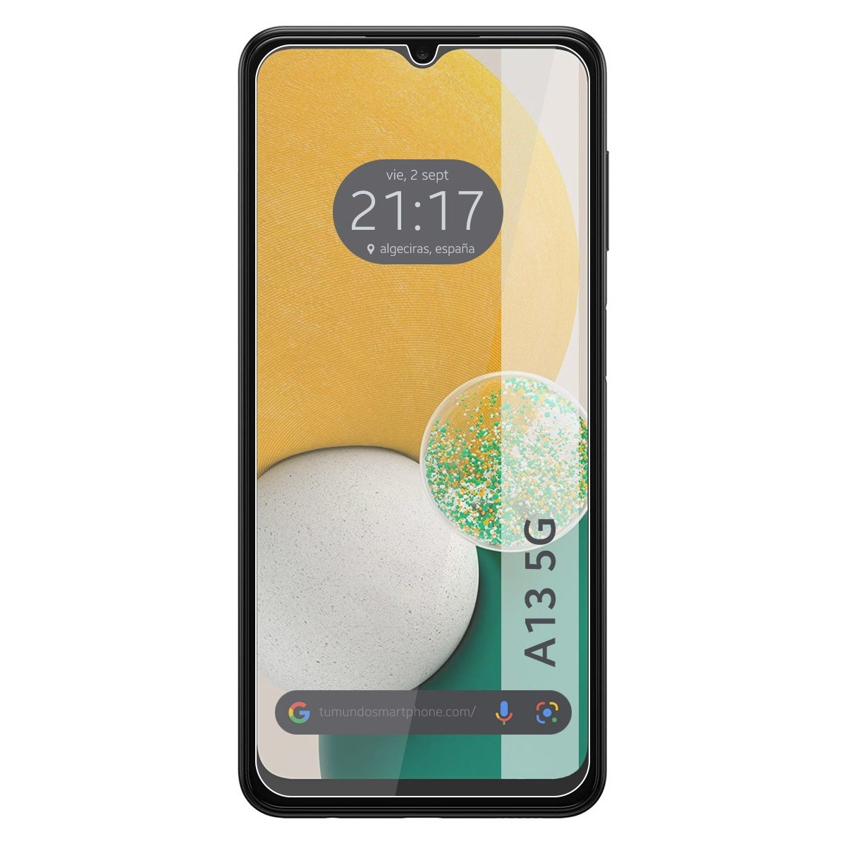 Pantalla de teléfono con diseño abstracto. Se muestra la hora y la fecha. Modelo A13 5G. Protector claro.