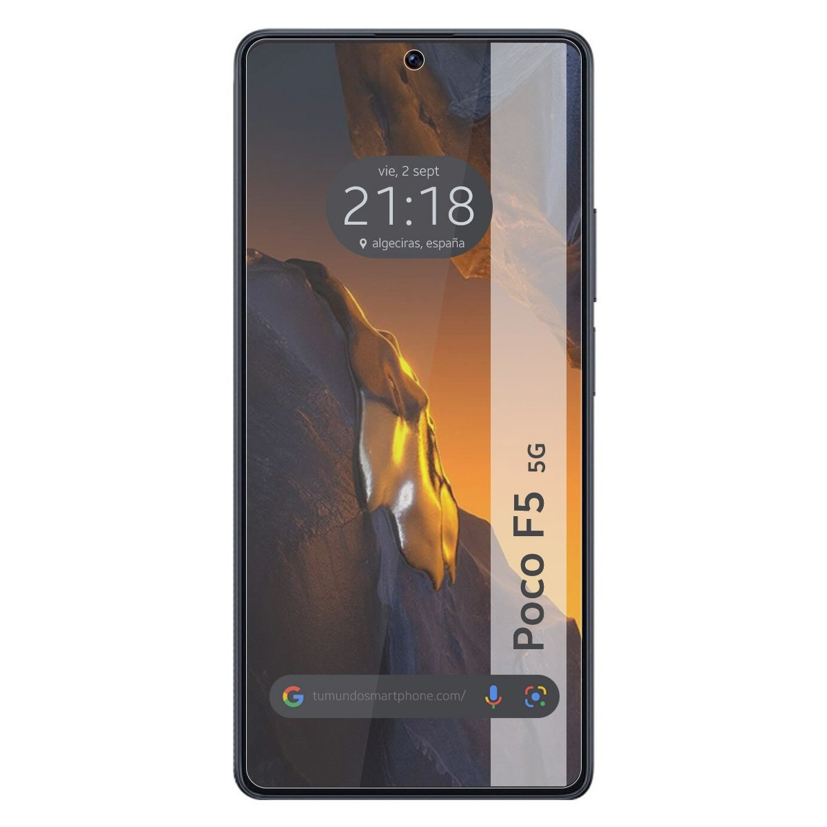 Un teléfono con protector de pantalla. La pantalla muestra un reloj. El teléfono está etiquetado Poco F5 5G.