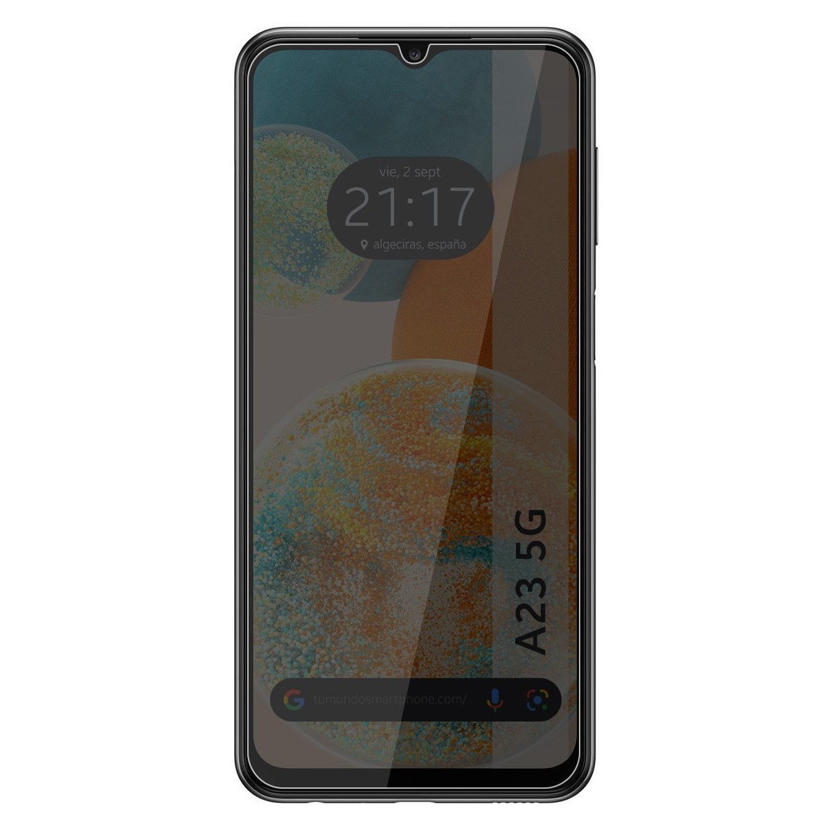 Schermo del telefono con protezione. Ora: 21:17, algeciras, spagna. A23 5G.