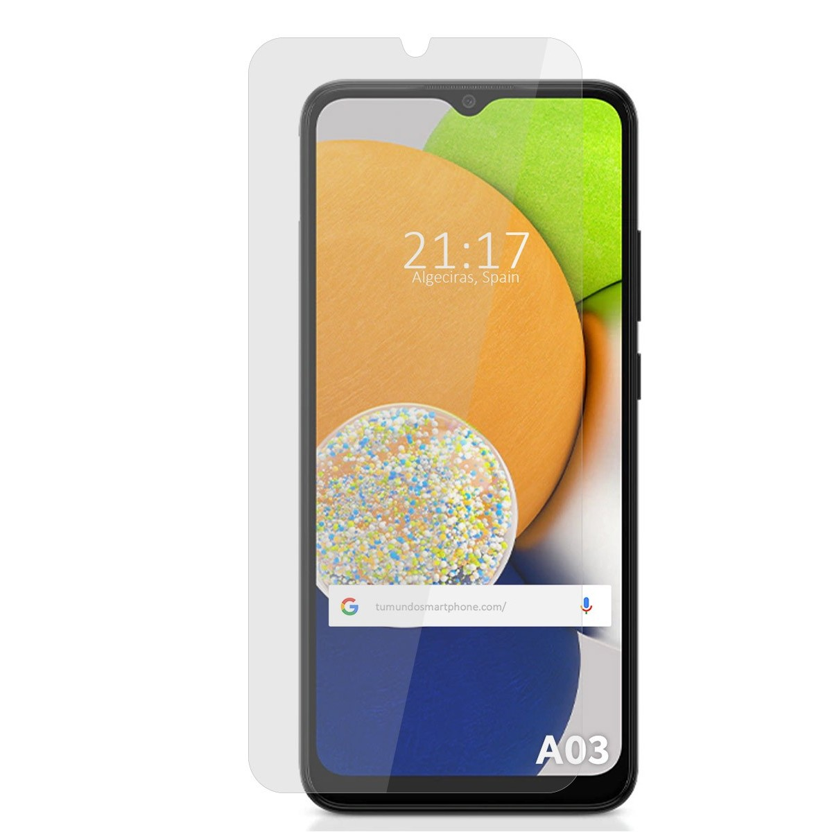 Uno smartphone con protezione schermo. Lo schermo mostra ora, luogo e una barra di ricerca. Il telefono è nero.