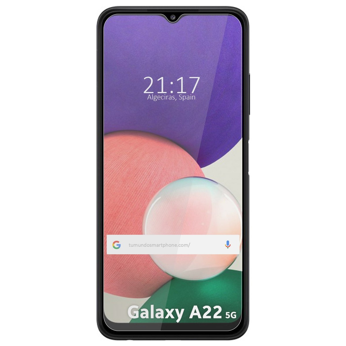 Schermo del telefono con ora, luogo e 'Galaxy A22 5G'. Lo schermo mostra un motivo astratto colorato.