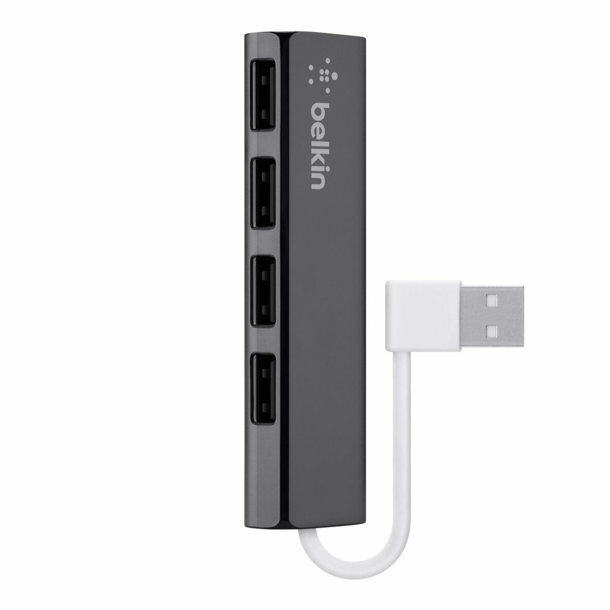 Schwarzer USB-Hub mit vier Anschlüssen und weißem USB-Kabel.