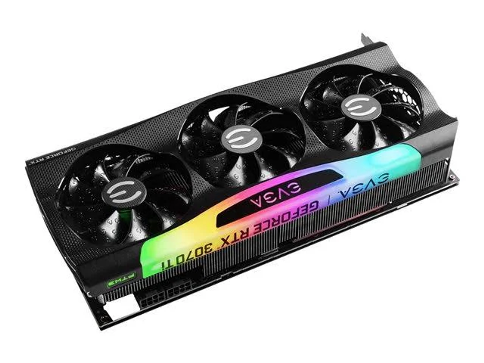 Primer plano de una tarjeta gráfica EVGA GeForce RTX 3070 Ti negra y gris con tres ventiladores y luces coloridas.