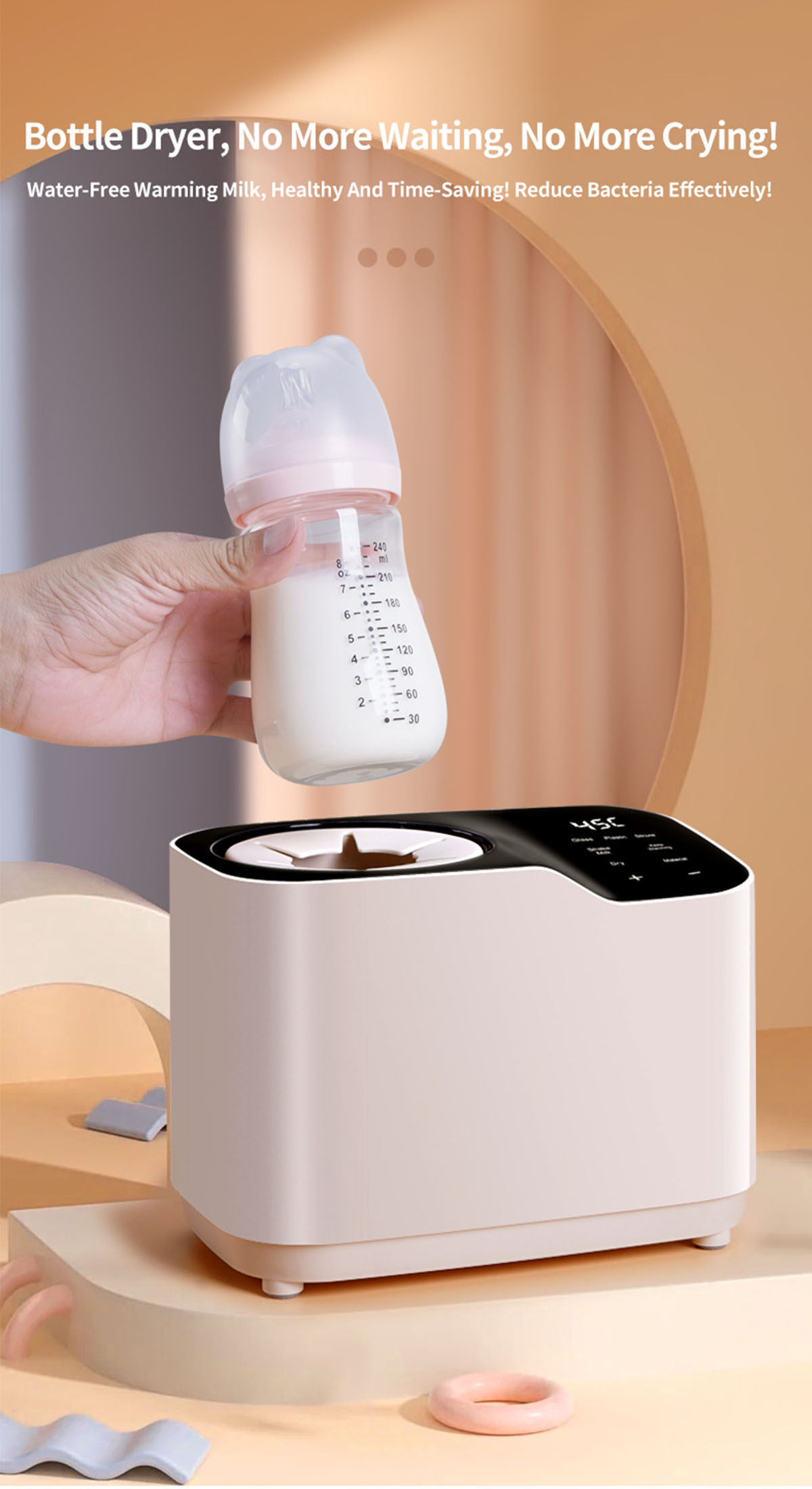 Eine Babyflasche wird in einen weiß-beigen Flaschenwärmer gestellt.