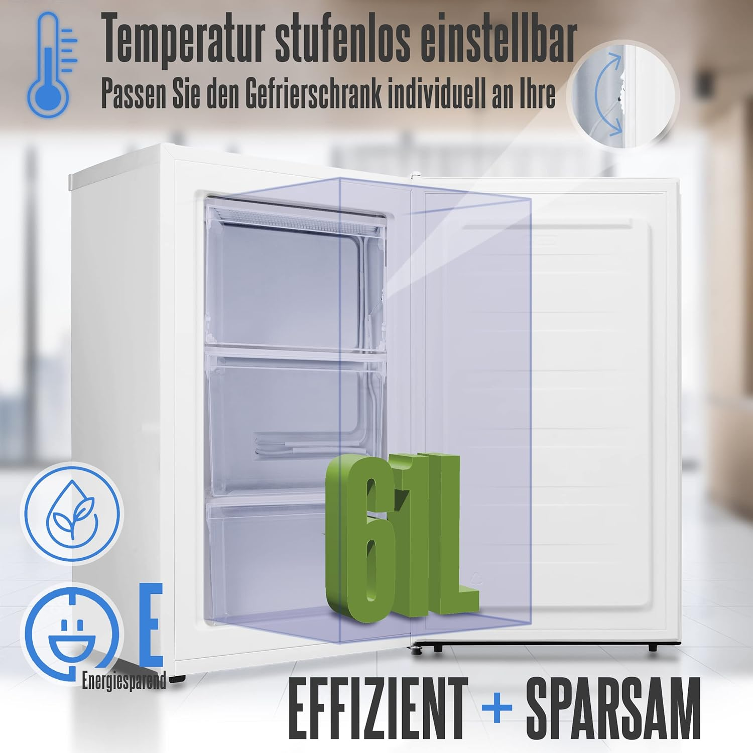 Ein weißer Kühlschrank mit offener Tür, die drei Schubladen zeigt. Text weist auf 61L Kapazität hin.
