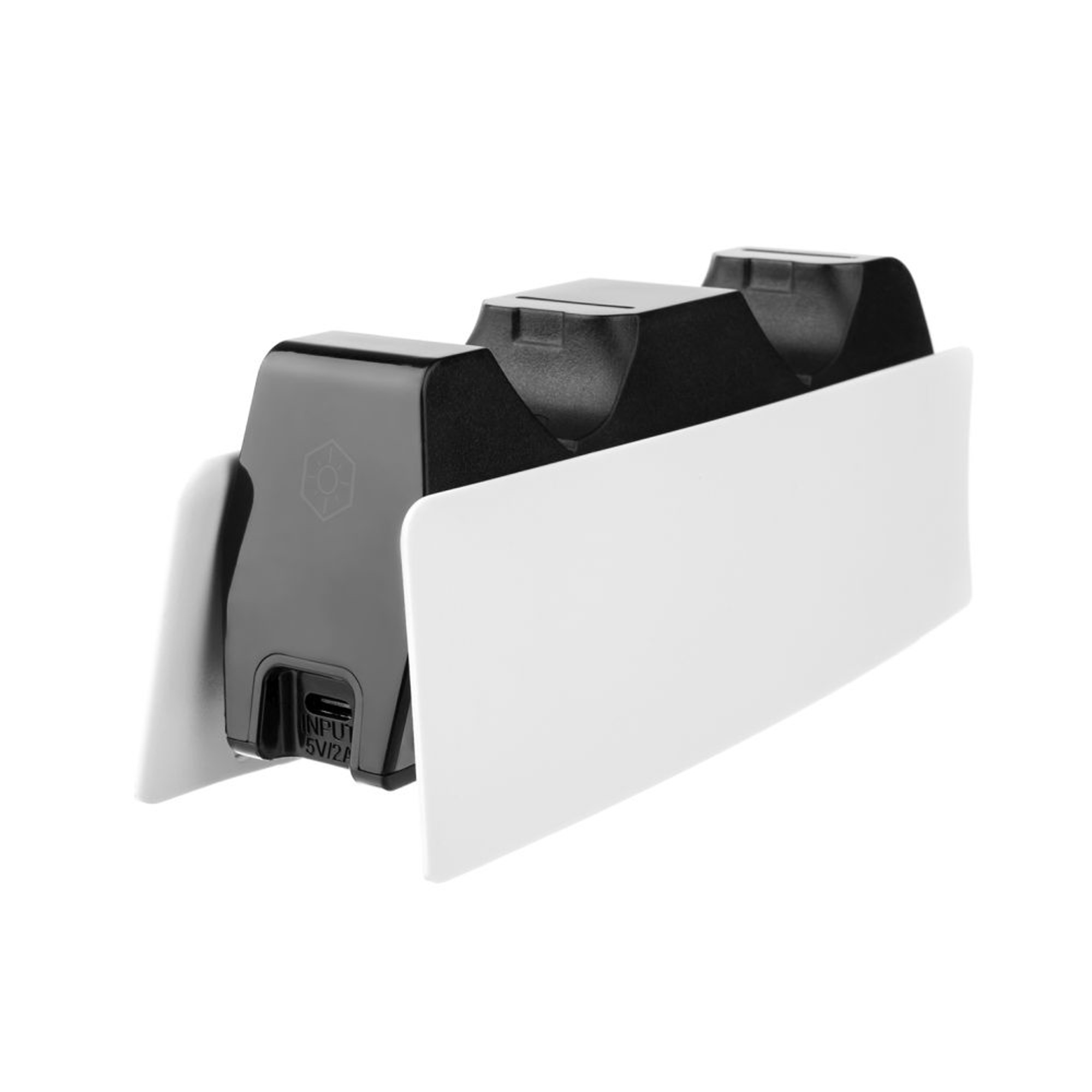 Un caricatore per controller di gioco in bianco e nero. Il design è elegante e moderno.