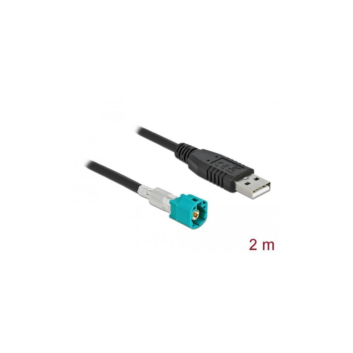 Ein schwarzes USB-Kabel mit einem tealfarbenen Stecker für eine Antenne, vor weißem Hintergrund.