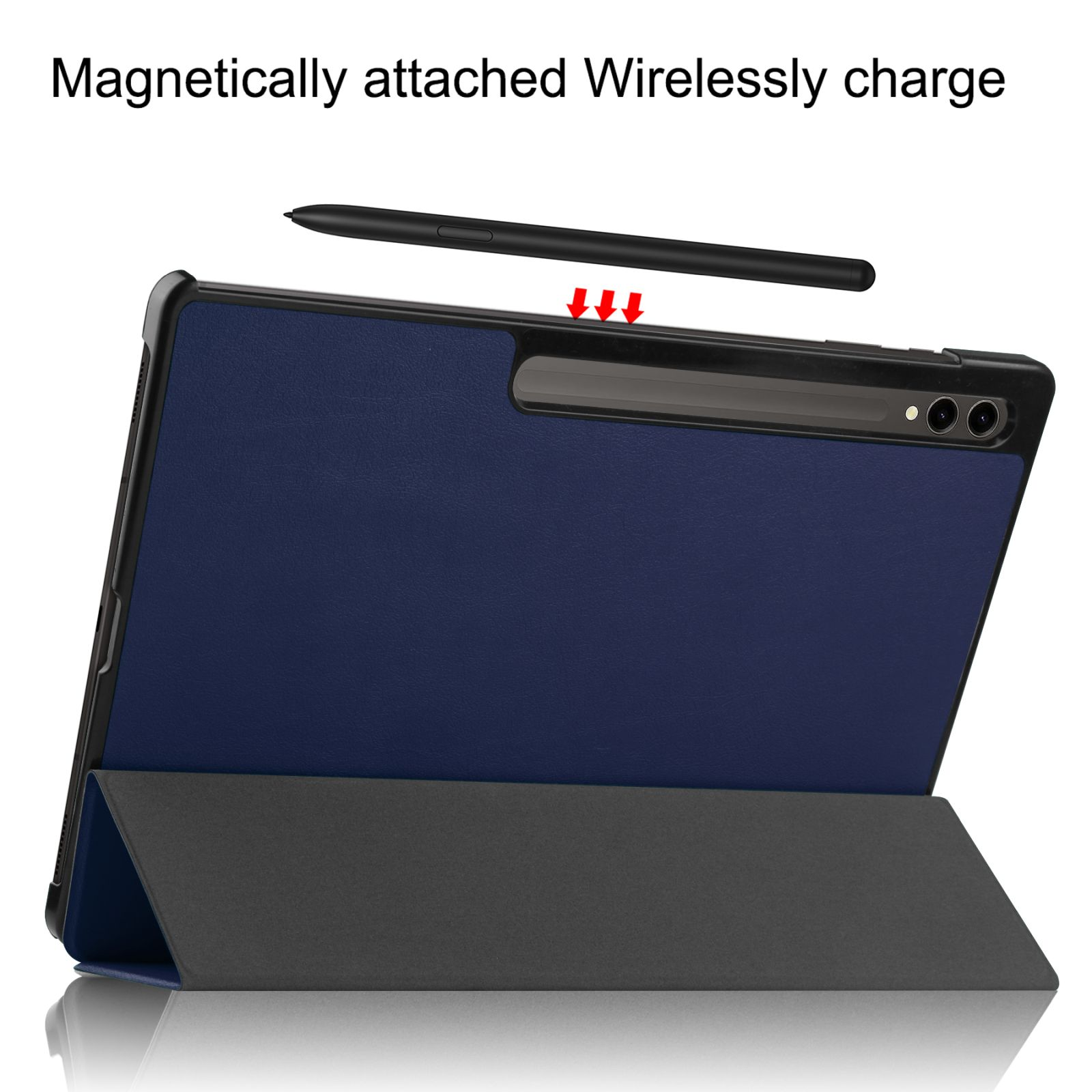 Ein Tablet mit magnetisch befestigtem Stift, mit dunkelblauer Hülle und schwarzem Ständer.