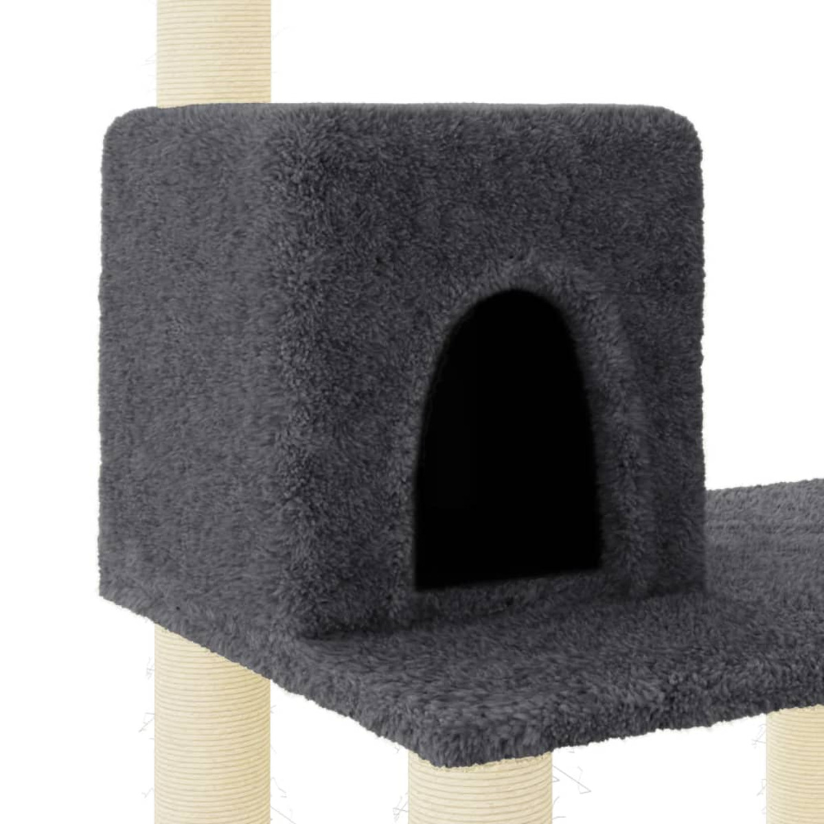 Grauer Kratzbaum mit grauem würfelförmigem Haus und Plattform. Beige Kratzpfosten stützen die Struktur.