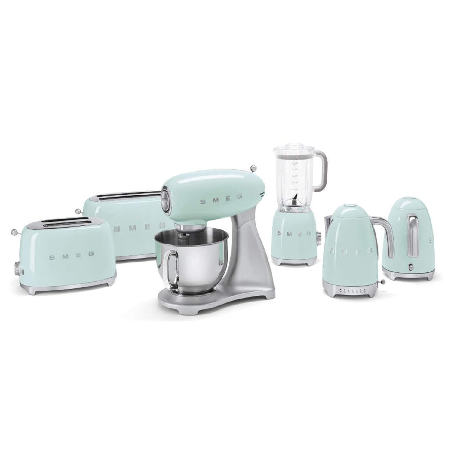Set di elettrodomestici da cucina SMEG verde menta pastello: tostapane, mixer, frullatore, bollitore e tostapane.