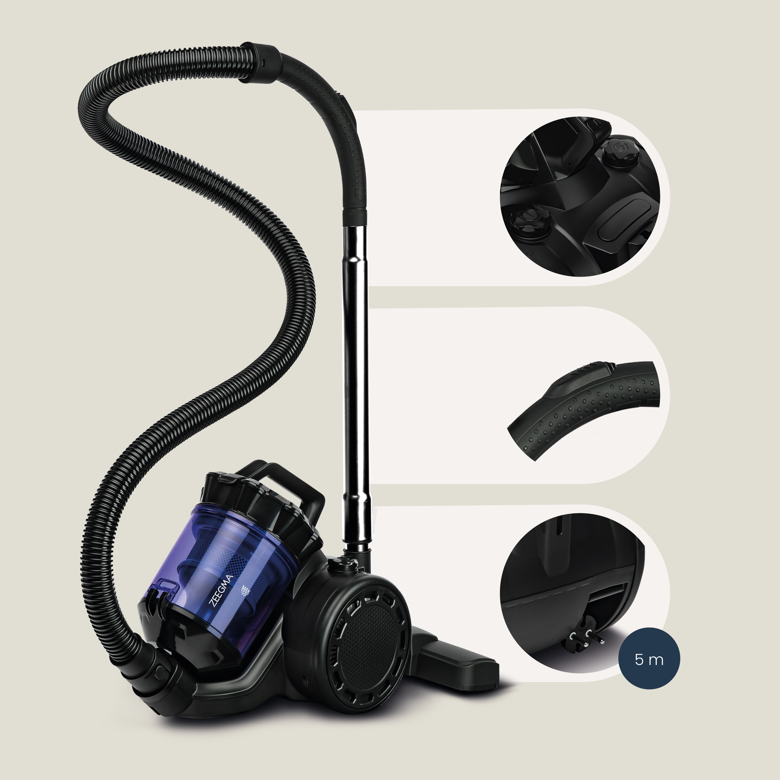 Czarny odkurzacz, z niebieskim pojemnikiem. Szczegóły odkurzacza są podświetlone. Beżowe tło.