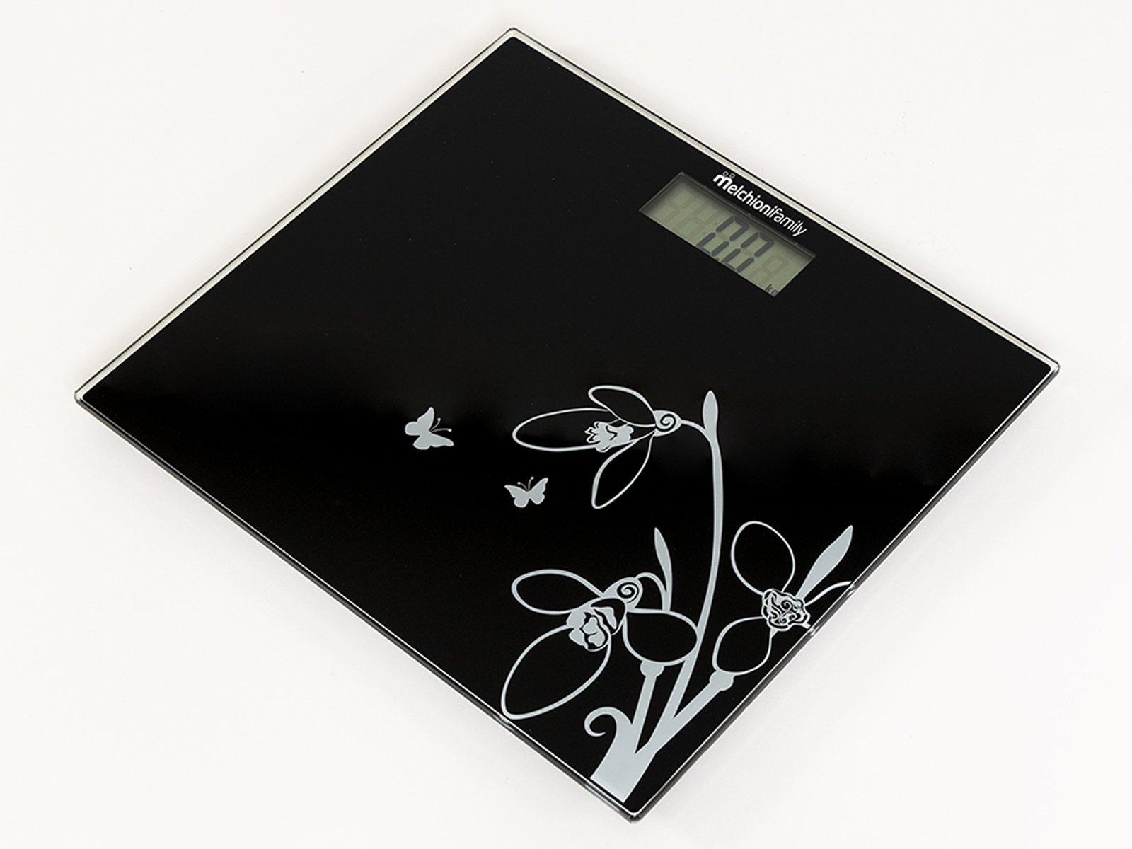 Czarna, kwadratowa waga łazienkowa z cyfrowym wyświetlaczem, wzorem kwiatowym i nazwą marki.