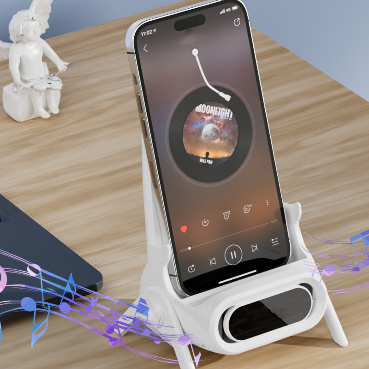 Telefon auf Ständer, Musik abspielend, Noten und weißer Hintergrund.