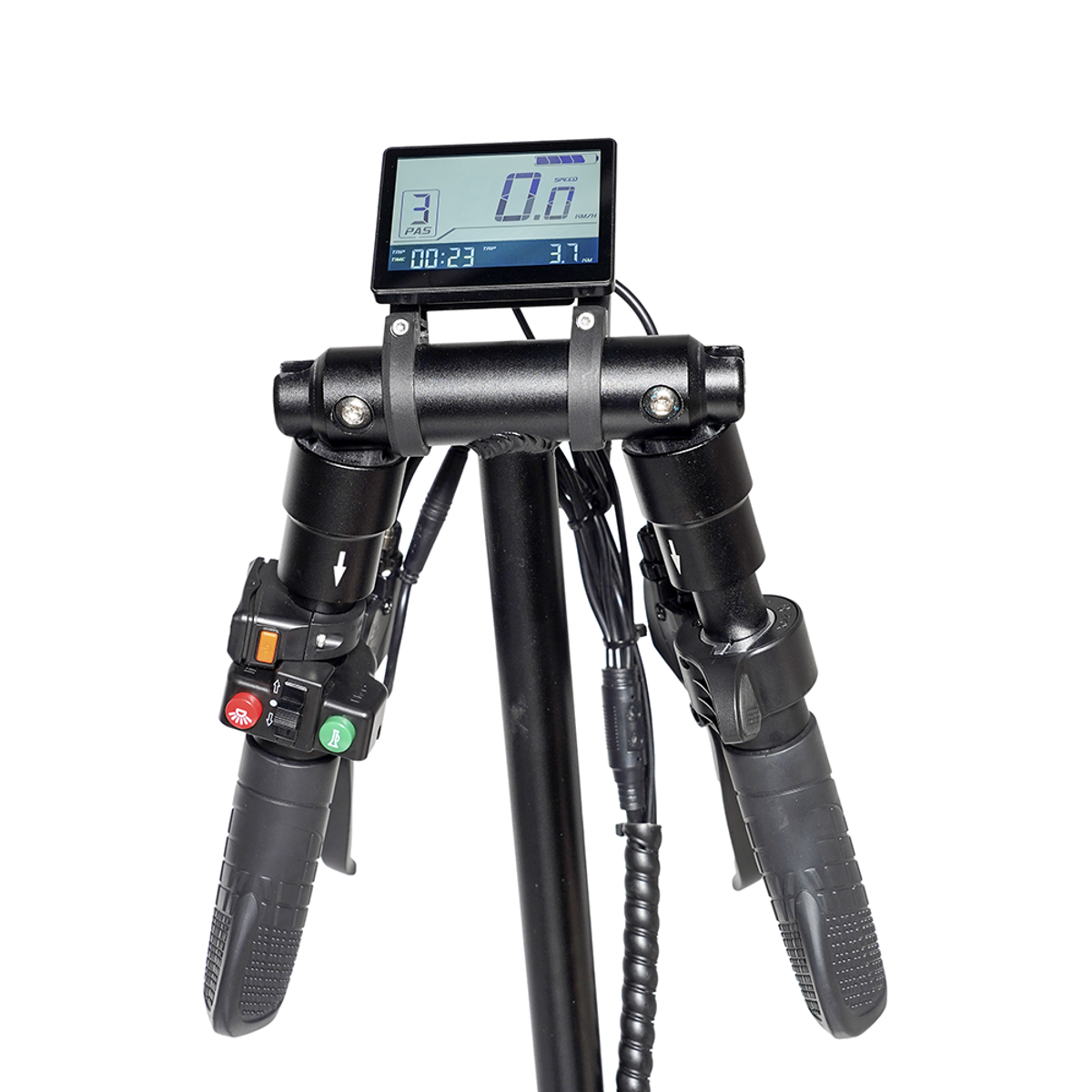 Kierownica skutera z wyświetlaczem pokazującym prędkość i czas. Widoczne kontrolki świateł i prędkości.