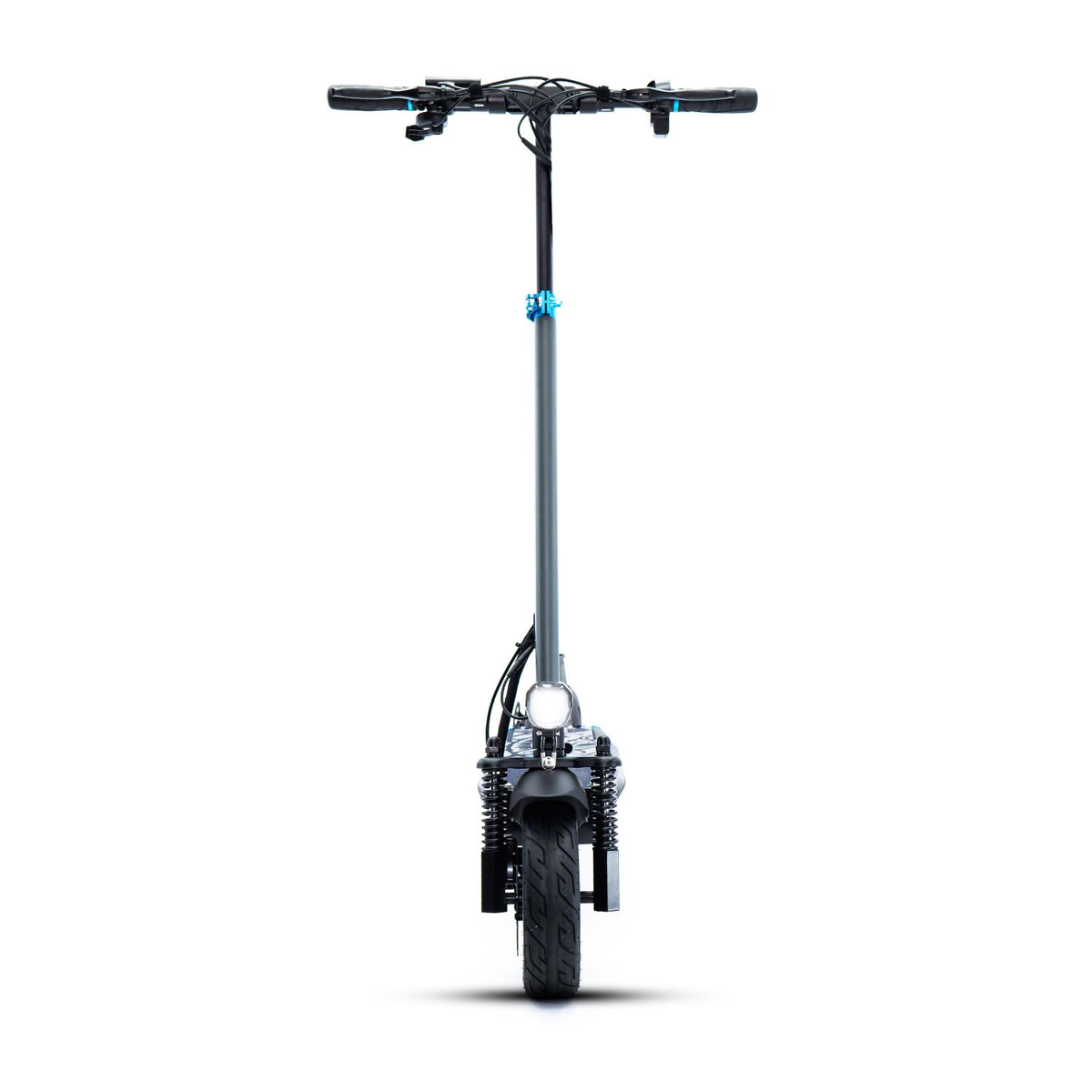 Scooter eléctrico. Colores gris y negro. Fondo blanco.