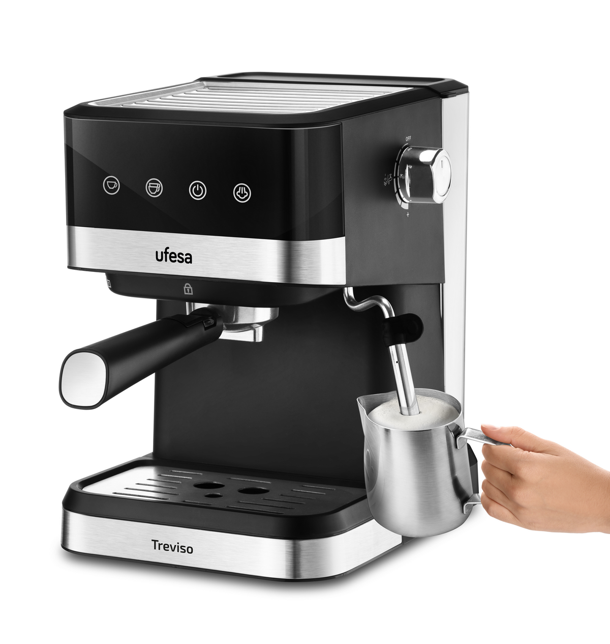 Una máquina de espresso negra y plateada con un jarro para espumar leche. El fondo es blanco.