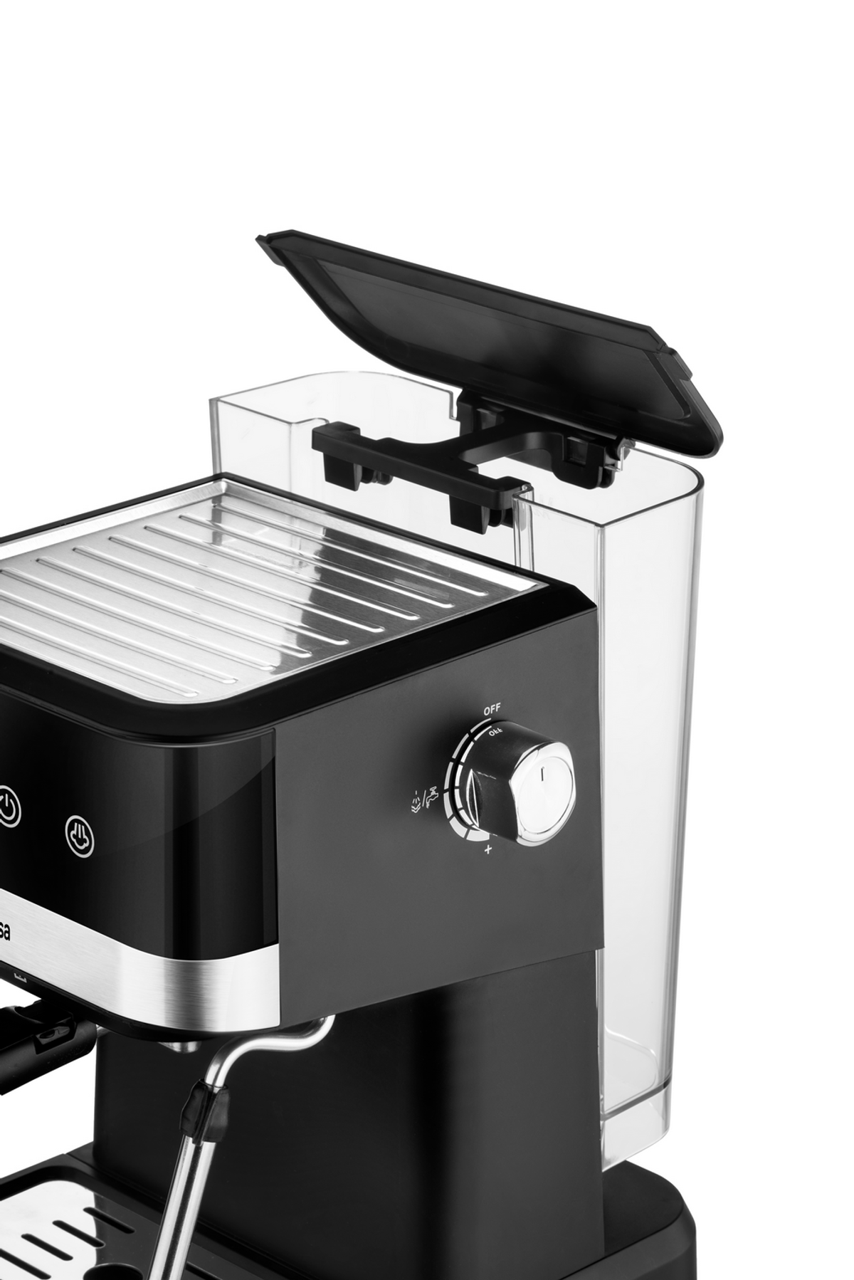 Cafetera espresso negra y plateada con tapa del tanque de agua abierta.