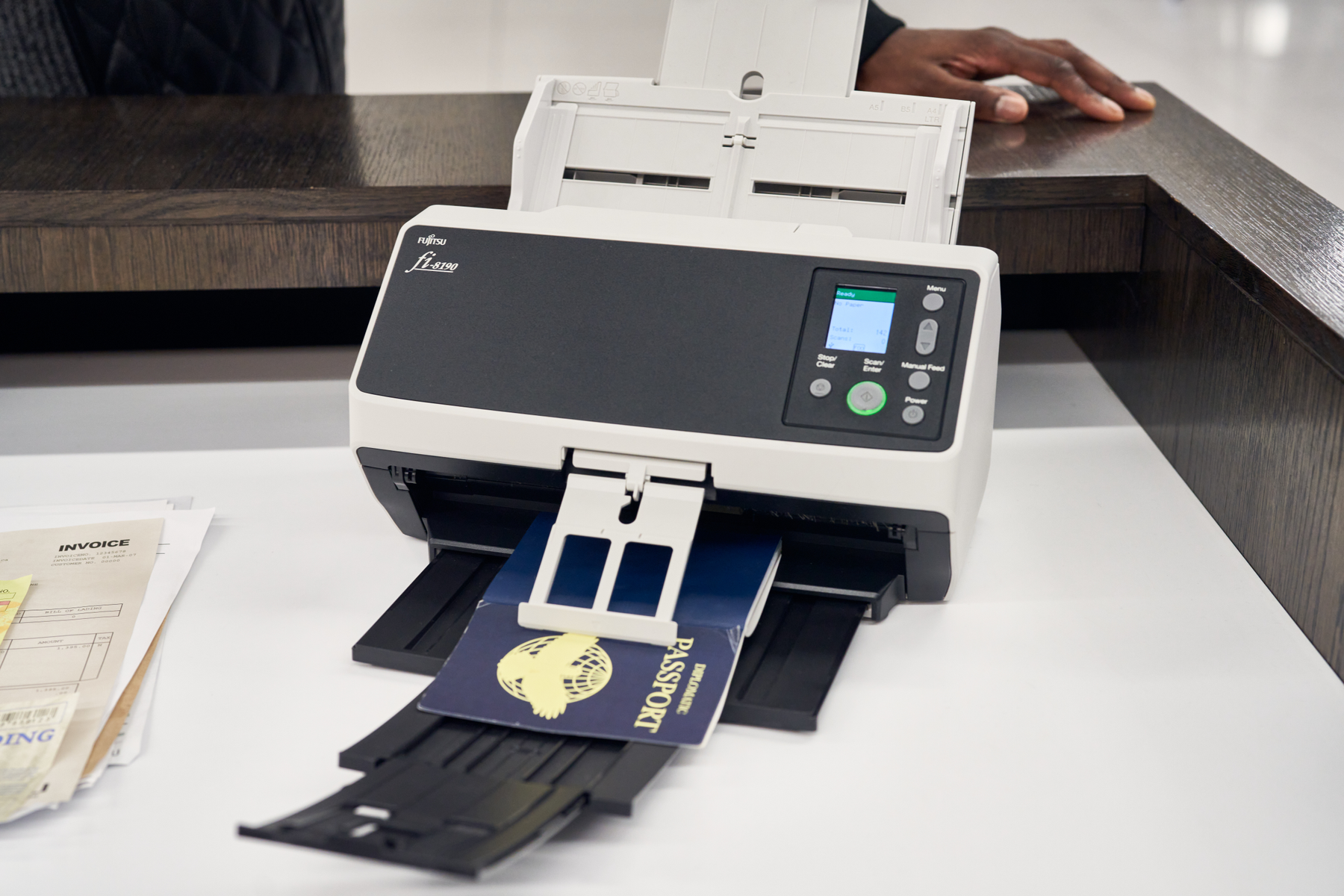 Skaner RICOH FI-8150 Czarny, Szary