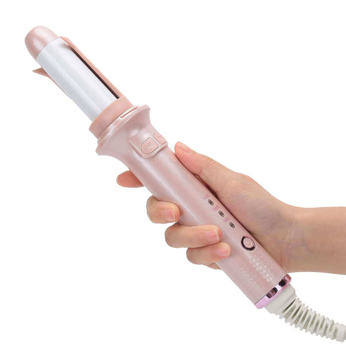 Ein pinkfarbenes Lockenwickeleisen, das von einer Hand gehalten wird. Weißer Lauf und rosa Griff mit Temperatureinstellungen.