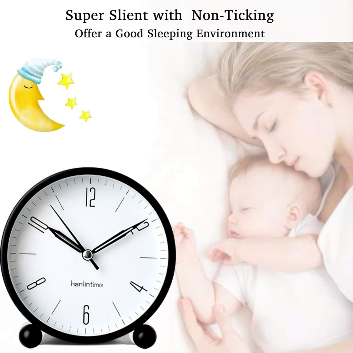 Eine schwarze Uhr neben einem schlafenden Baby mit einer Mond- und Sternenillustration im Hintergrund.