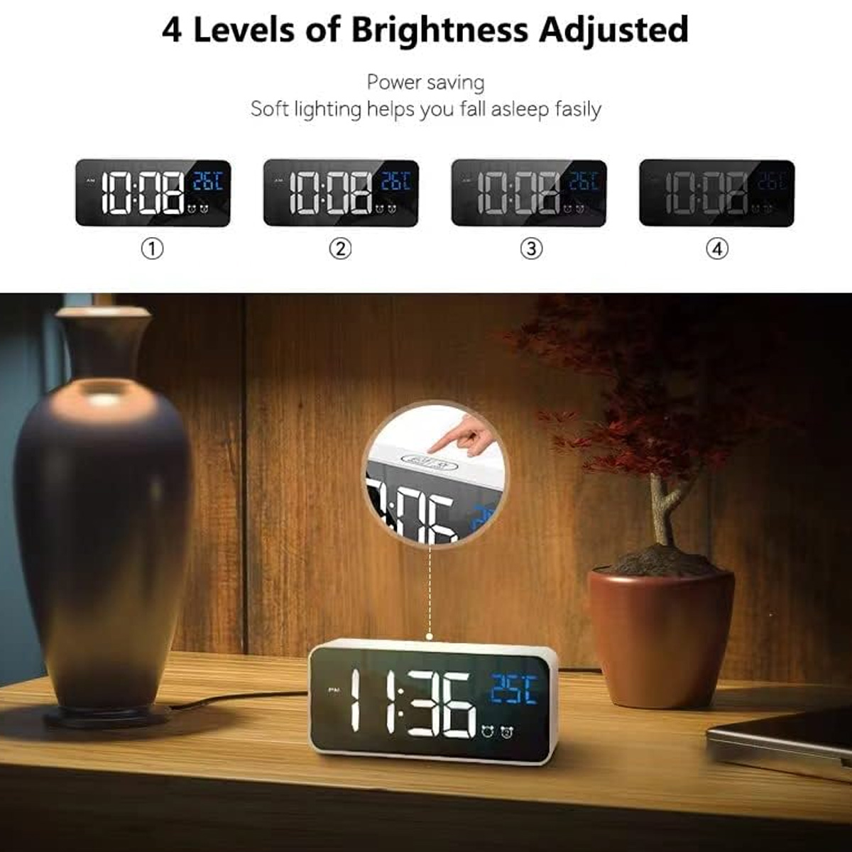 Digitaler Wecker, der mehrere Helligkeitsstufen zeigt, steht auf einem Holztisch mit einer Vase.