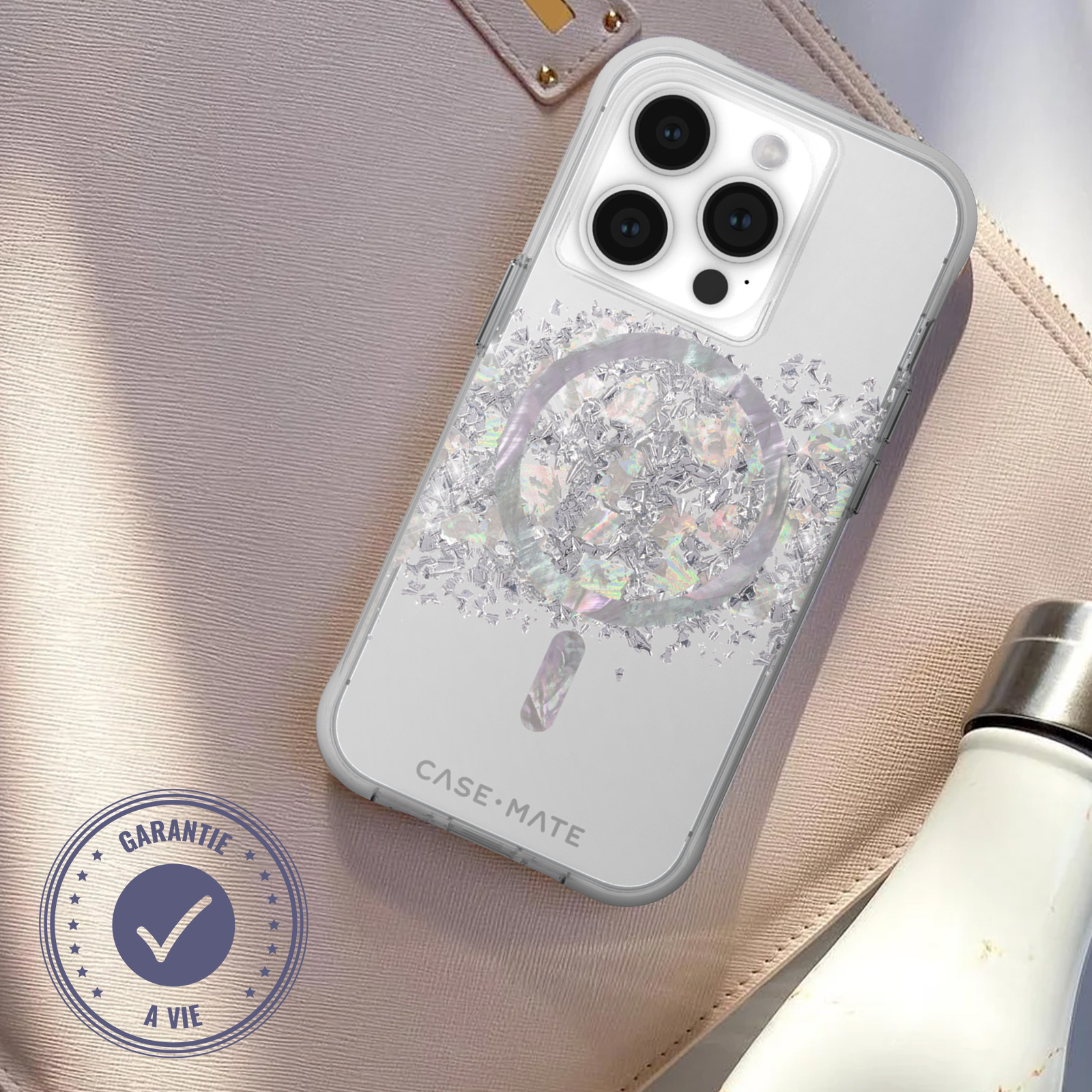 Handyhülle mit funkelndem Glitzer und schützendem Design.