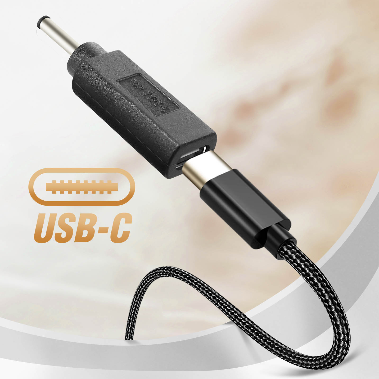 Cavo adattatore USB-C a CC. Nero e argento, per trasferimento dati e alimentazione.