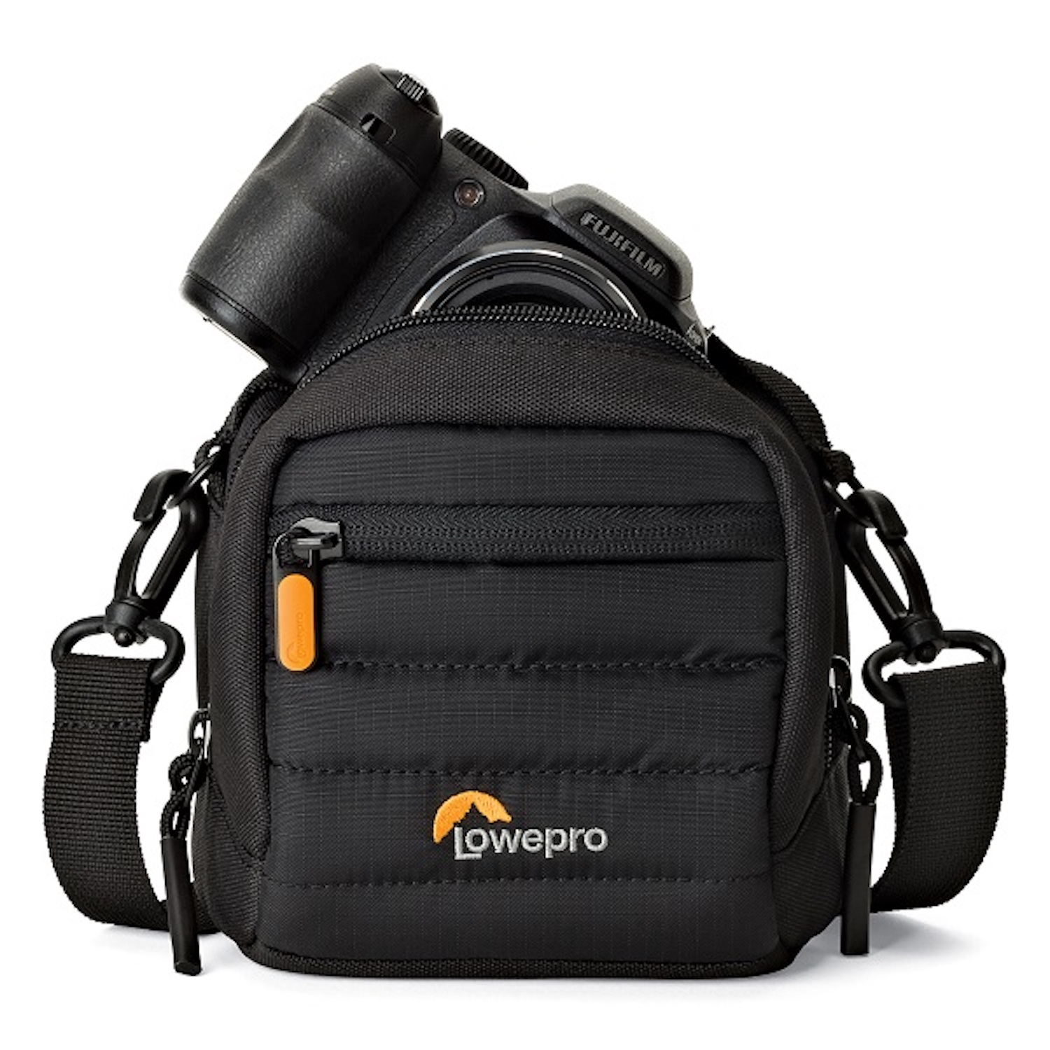 Schwarze Kamera in einer schwarzen Kameratasche mit orangefarbenem Reißverschluss und Logo.