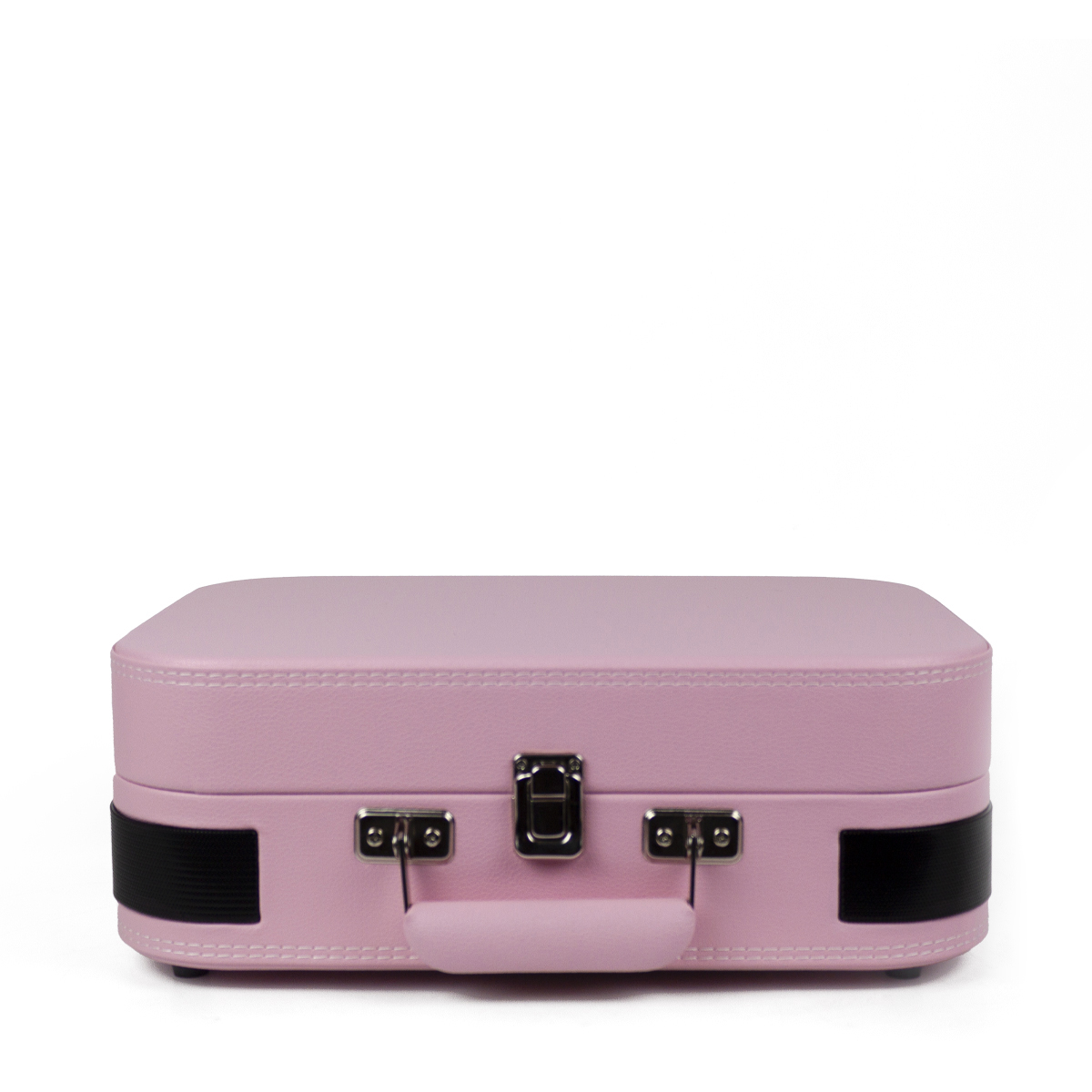 Różowa walizka z uchwytem i metalowym zapięciem. Czarne akcenty na dole.