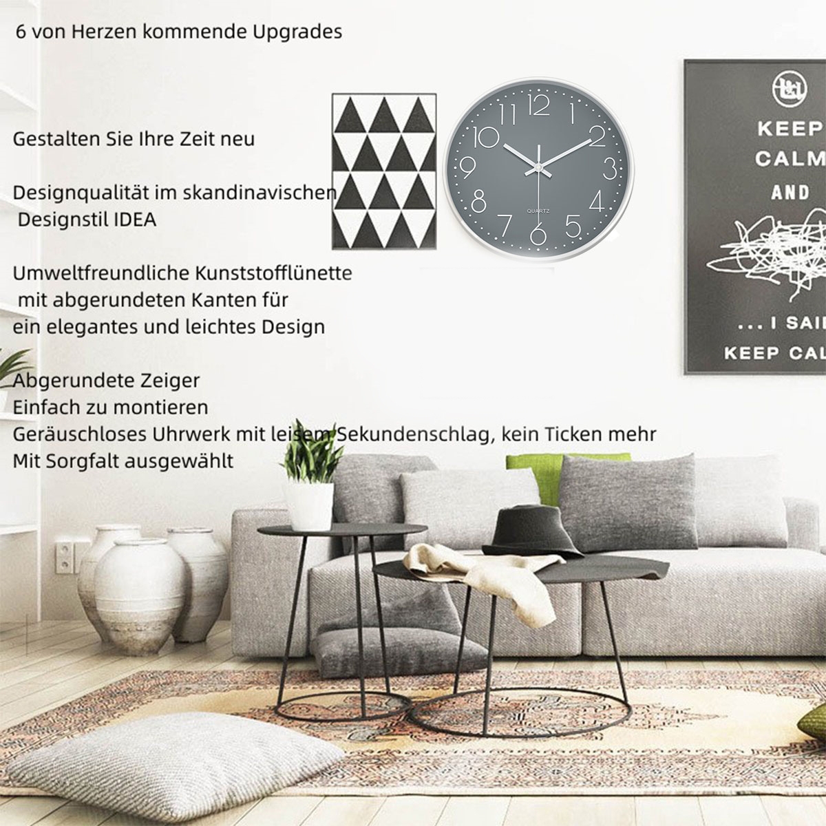 Wohnzimmer mit Uhr an der Wand und dekorativen Elementen.