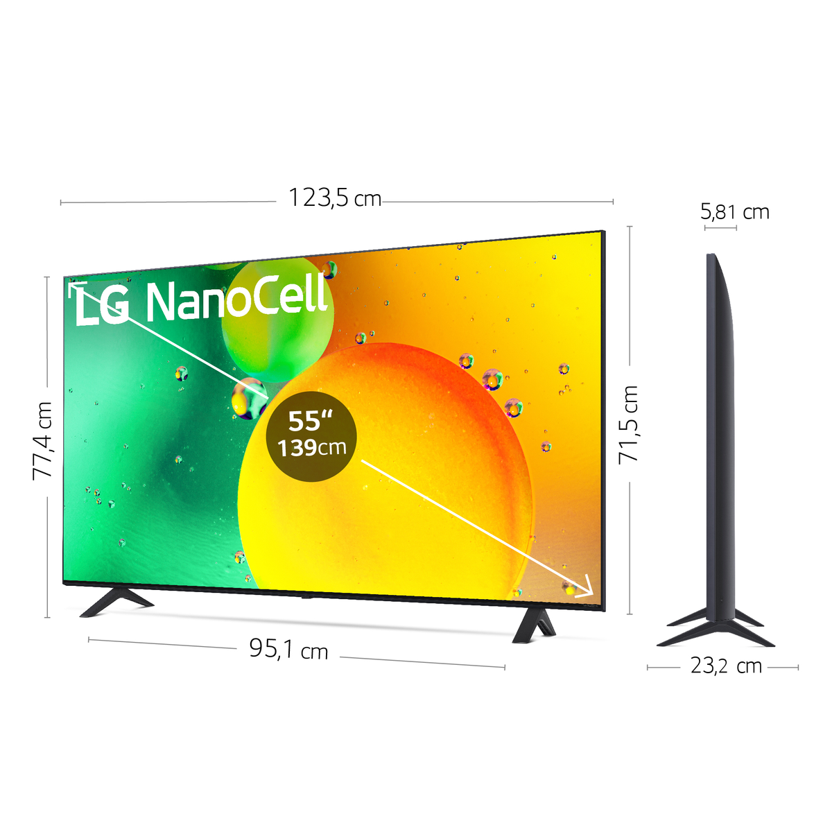 Telewizor LG NanoCell z wymiarami: 123,5 cm szerokości, 77,4 cm wysokości i 5,81 cm grubości, czarne nóżki i ramka.