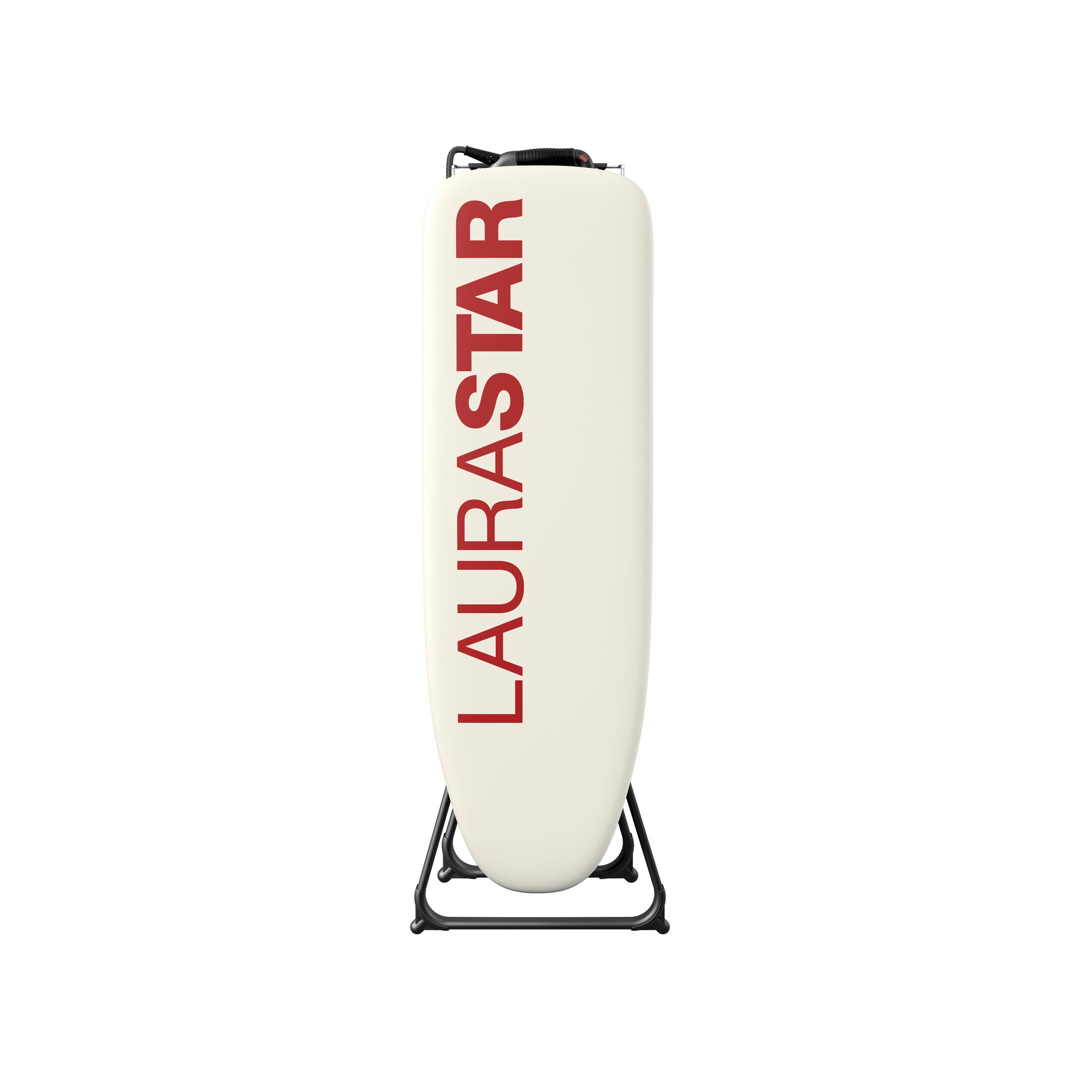 Ein cremefarbenes Bügelbrett mit dem Wort 'LAURASTAR' in Rot auf einem schwarzen Ständer.