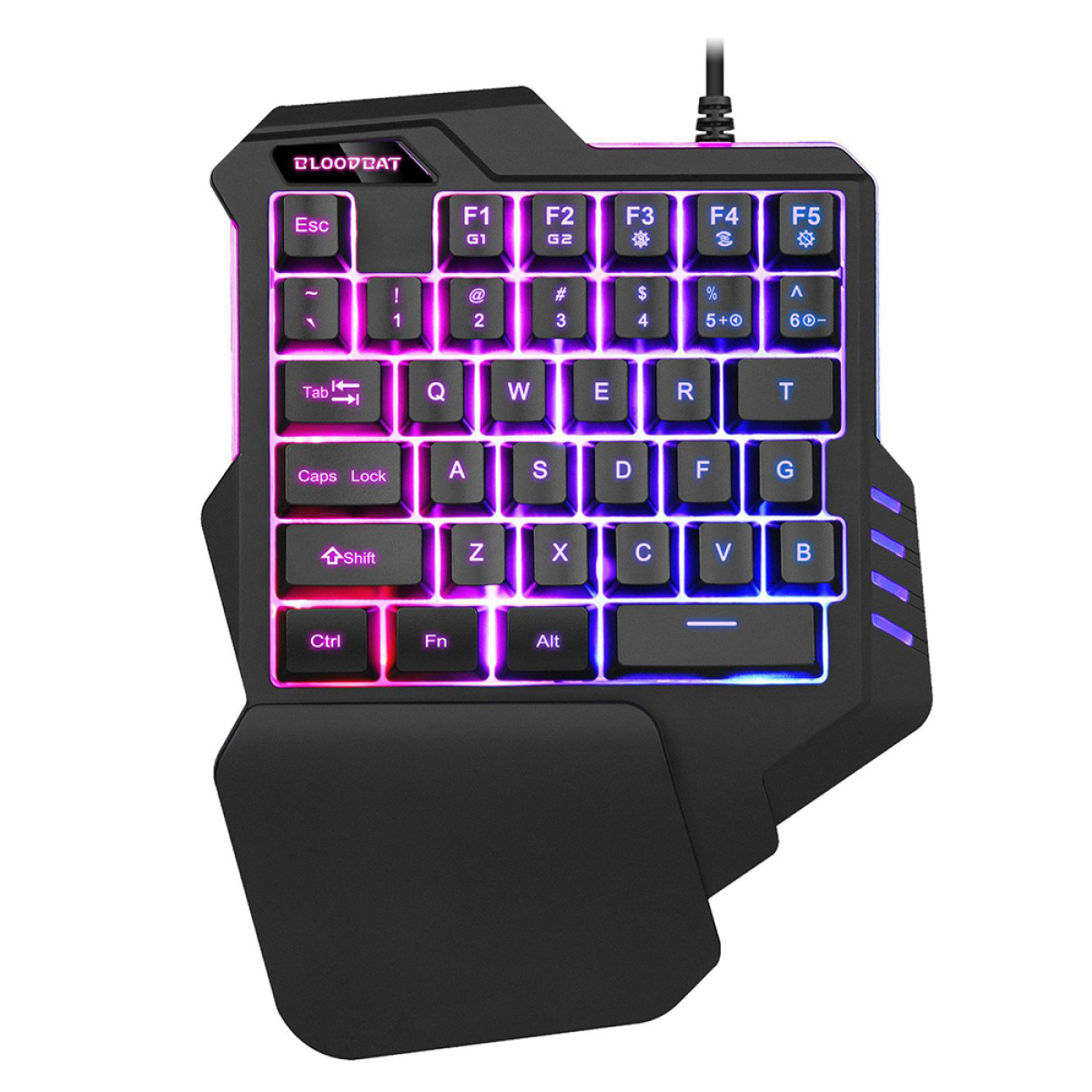 Schwarzes Gaming-Keypad mit bunten, hintergrundbeleuchteten Tasten. Handgelenkauflage befestigt.