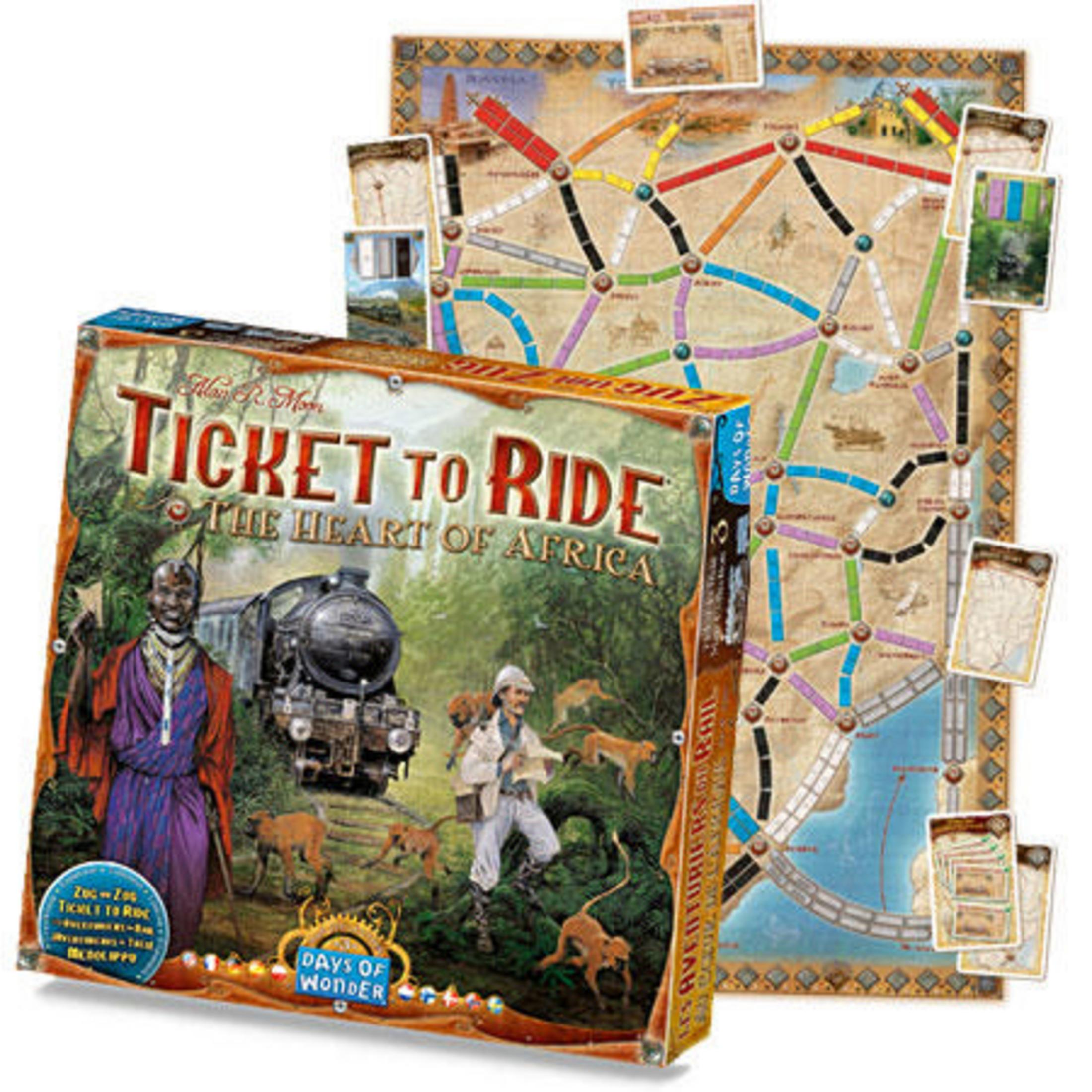 Pudełko gry planszowej Ticket to Ride przedstawia pociąg i afrykańską scenę z mapą w tle.