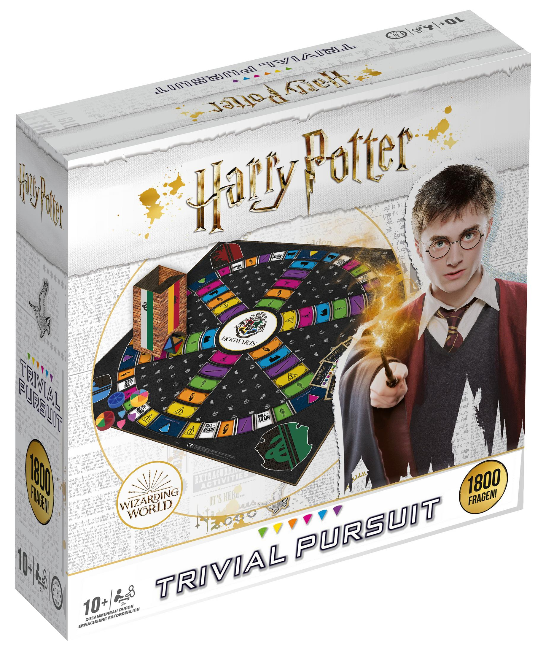 Harry Potter Trivial Pursuit Box. Harry mit Zauberstab, Brettspiel und Text auf der Box.