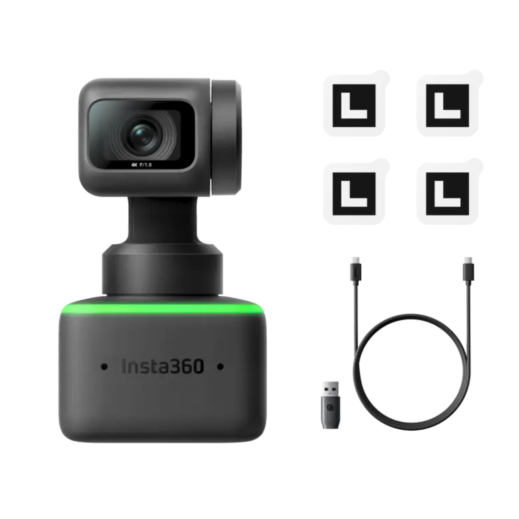 Fotocamera Insta360 nera con accessori, inclusi marcatori e cavo di ricarica.