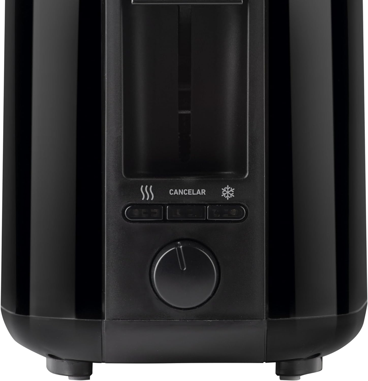 Czarny toster z przyciskami do ustawień i pokrętłem. Marka nieznana.