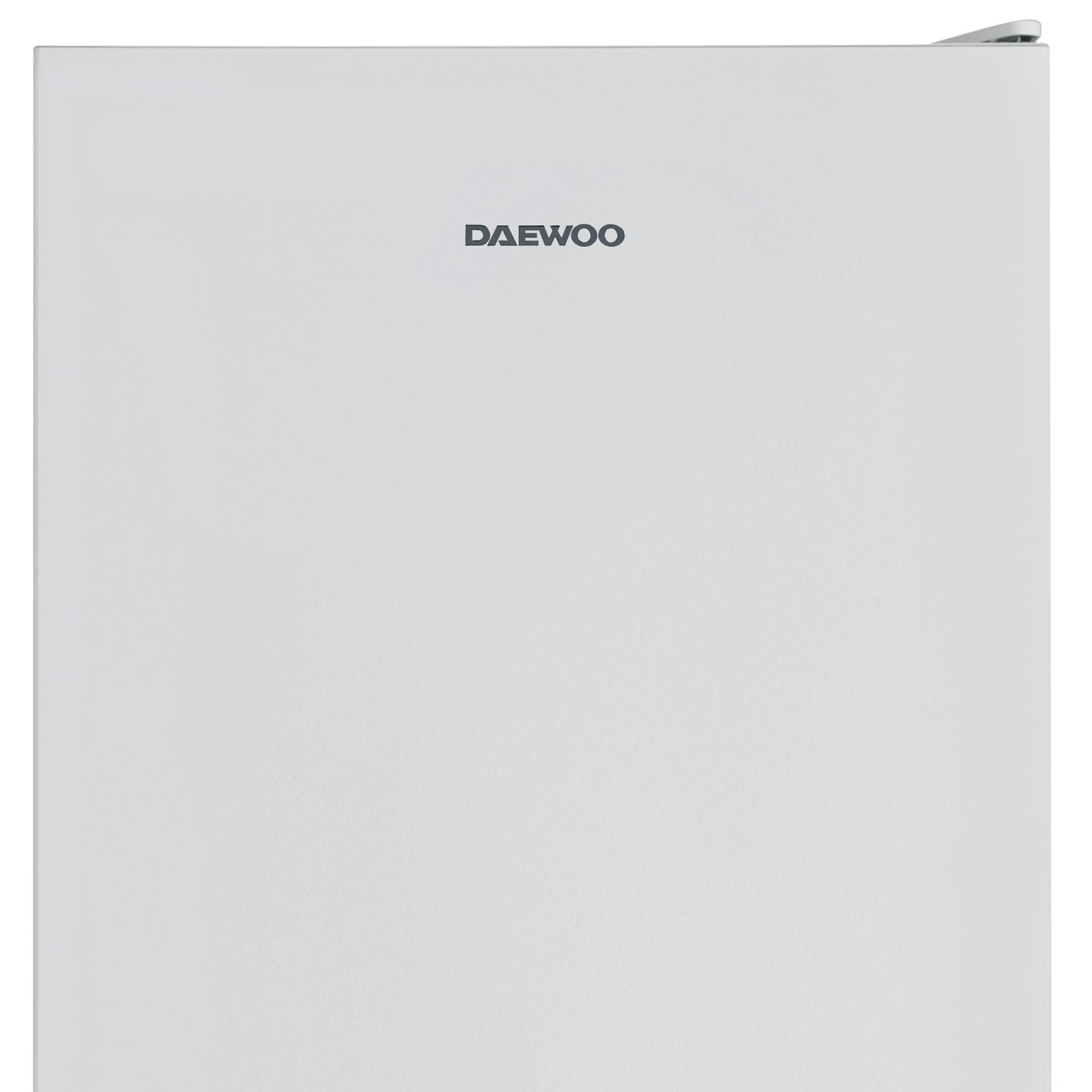 Weißer Daewoo-Kühlschrank. Daewoo-Logo auf der Tür. Einfaches Design.