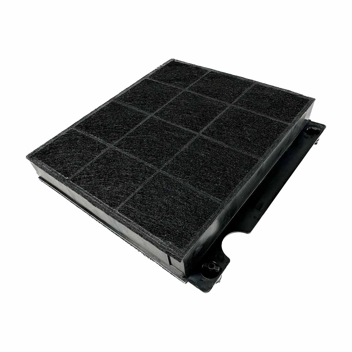Ein schwarzer rechteckiger Luftfilter mit Gittermuster. Es liegt auf einer weißen Fläche.