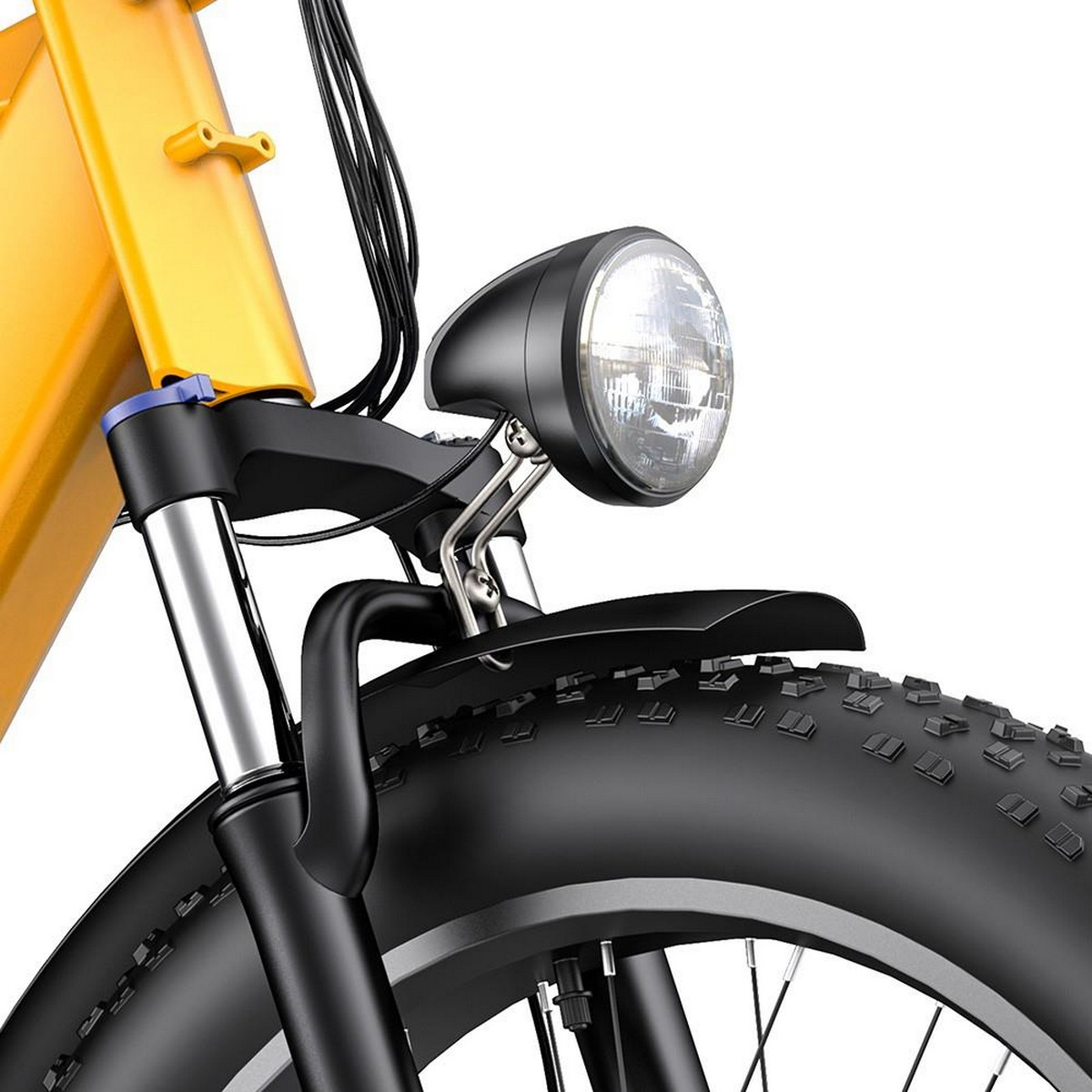 Gelbes Fahrrad mit Frontlicht und schwarzem Reifen. Weißer Hintergrund.