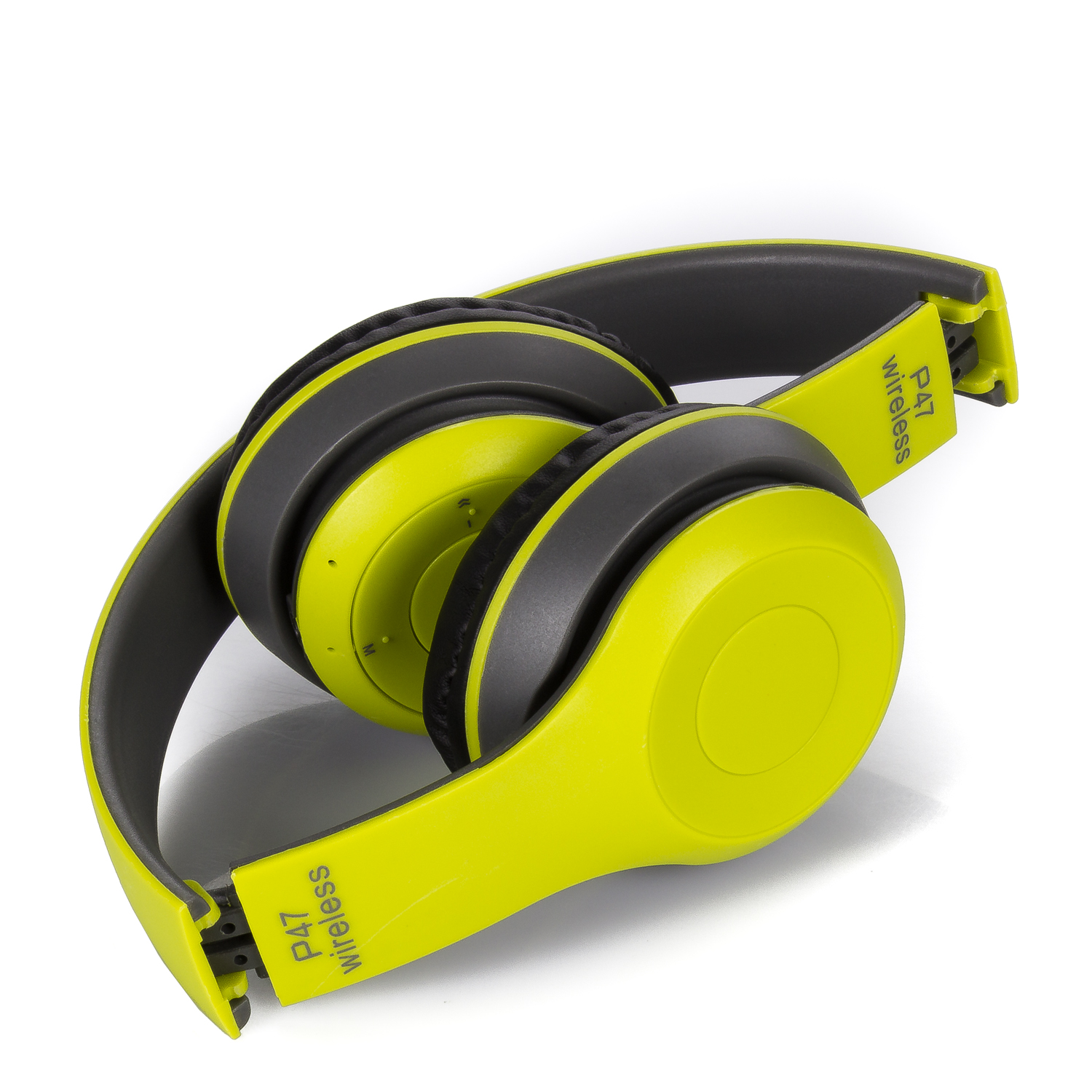 Cuffie wireless P47 piegate, verde lime e grigio scuro. Su una superficie bianca.