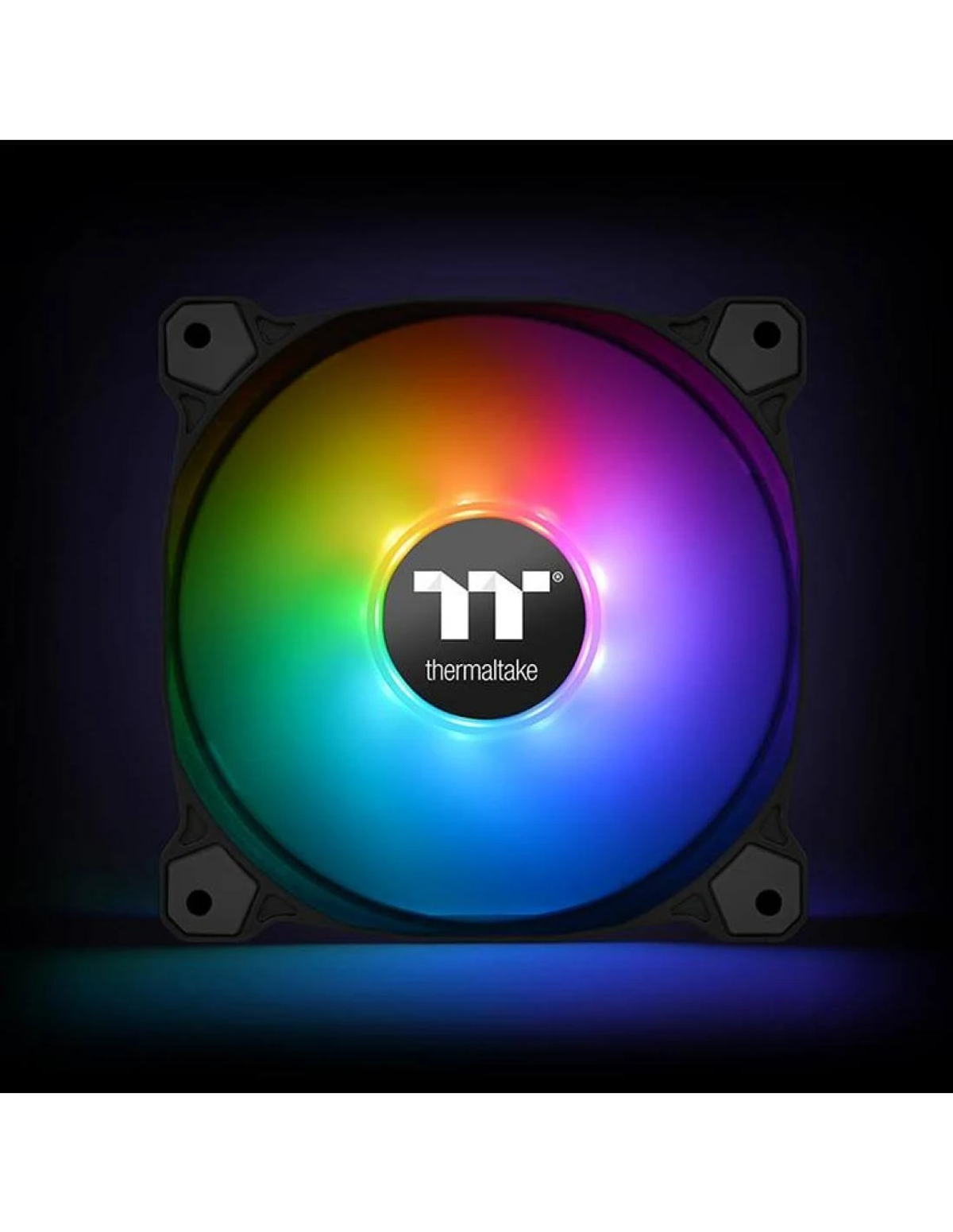 Computerlüfter mit bunten Lichtern, zeigt ein TT-Logo in der Mitte.