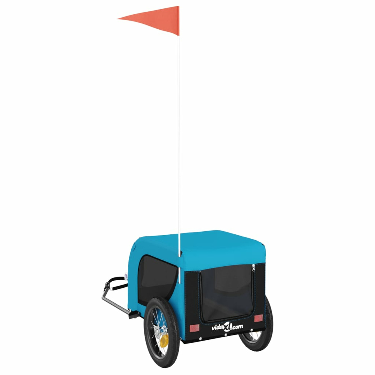 Blauer Haustieranhänger mit Flagge. Schwarze Räder und Fenster. Weißer Hintergrund.