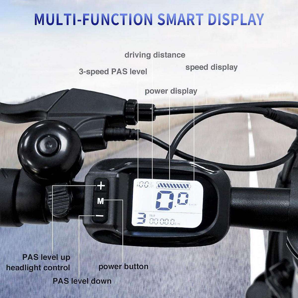 Nahaufnahme des E-Bike-Lenkers, der Geschwindigkeit, Akkustand und Steuertasten zeigt.