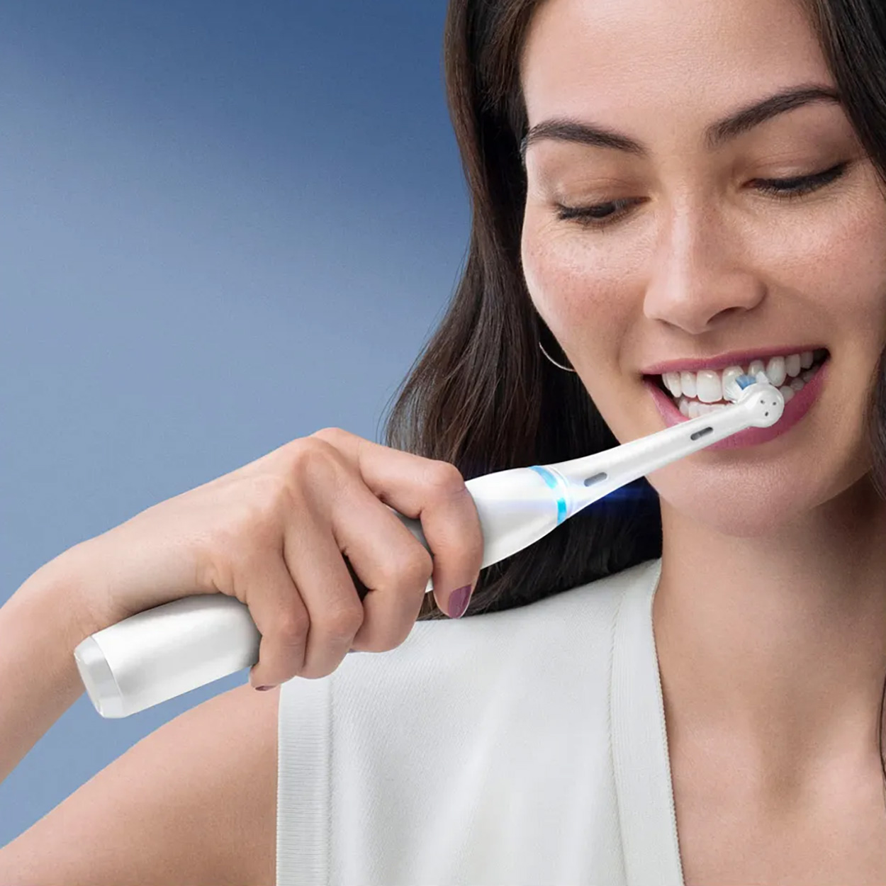 ORAL-B iO Series 8 Elektrische Zahnbürste weiß