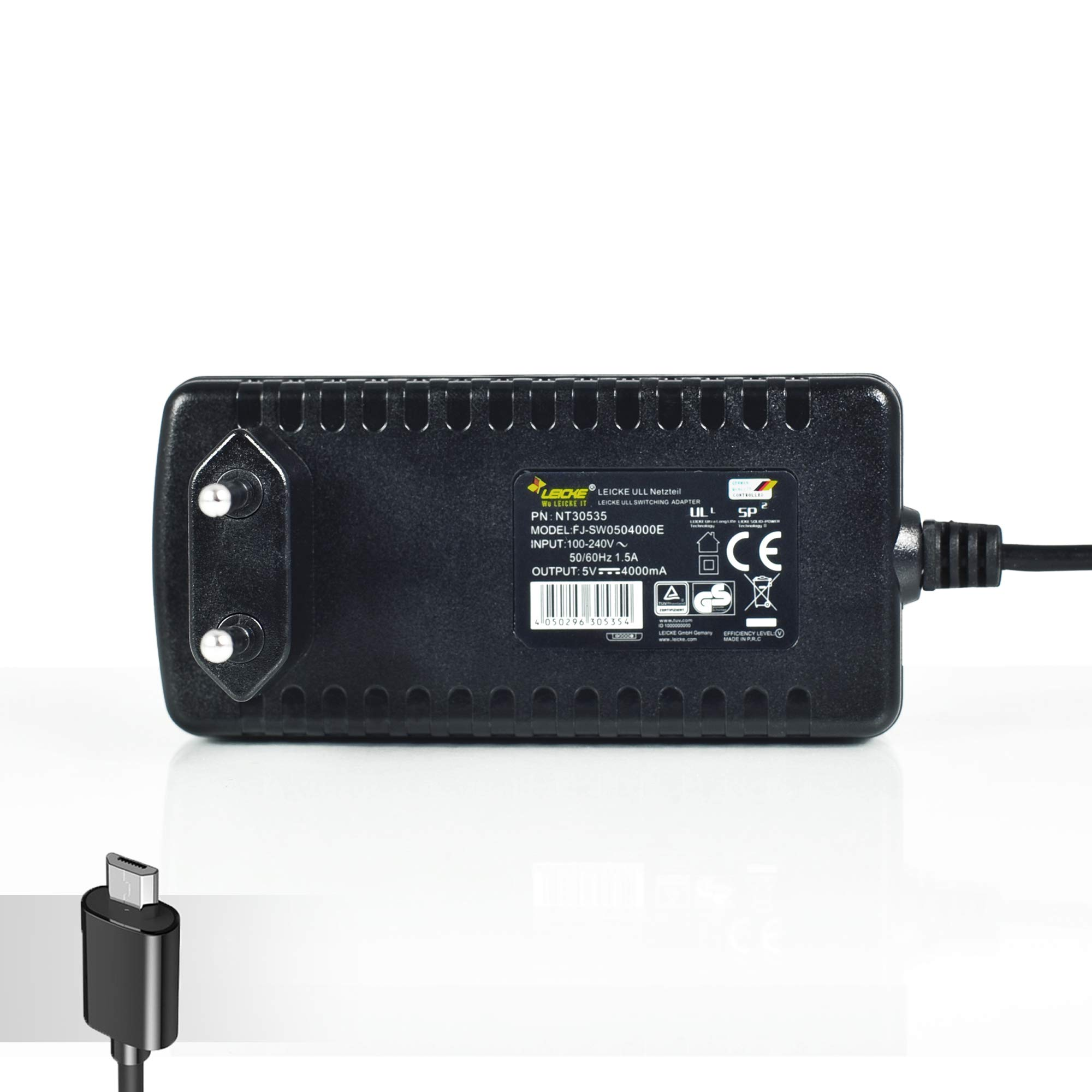 Ein Adapter mit Kabel und USB-C-Anschluss. Der Adapter ist schwarz und mit Produktinformationen bedruckt.