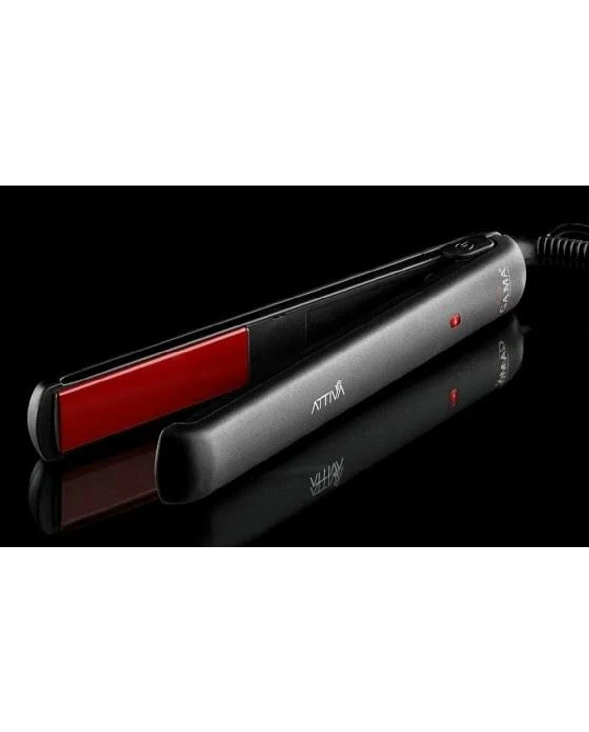 Czarna prostownica do włosów z czerwoną płytką. Marka to Attiva.