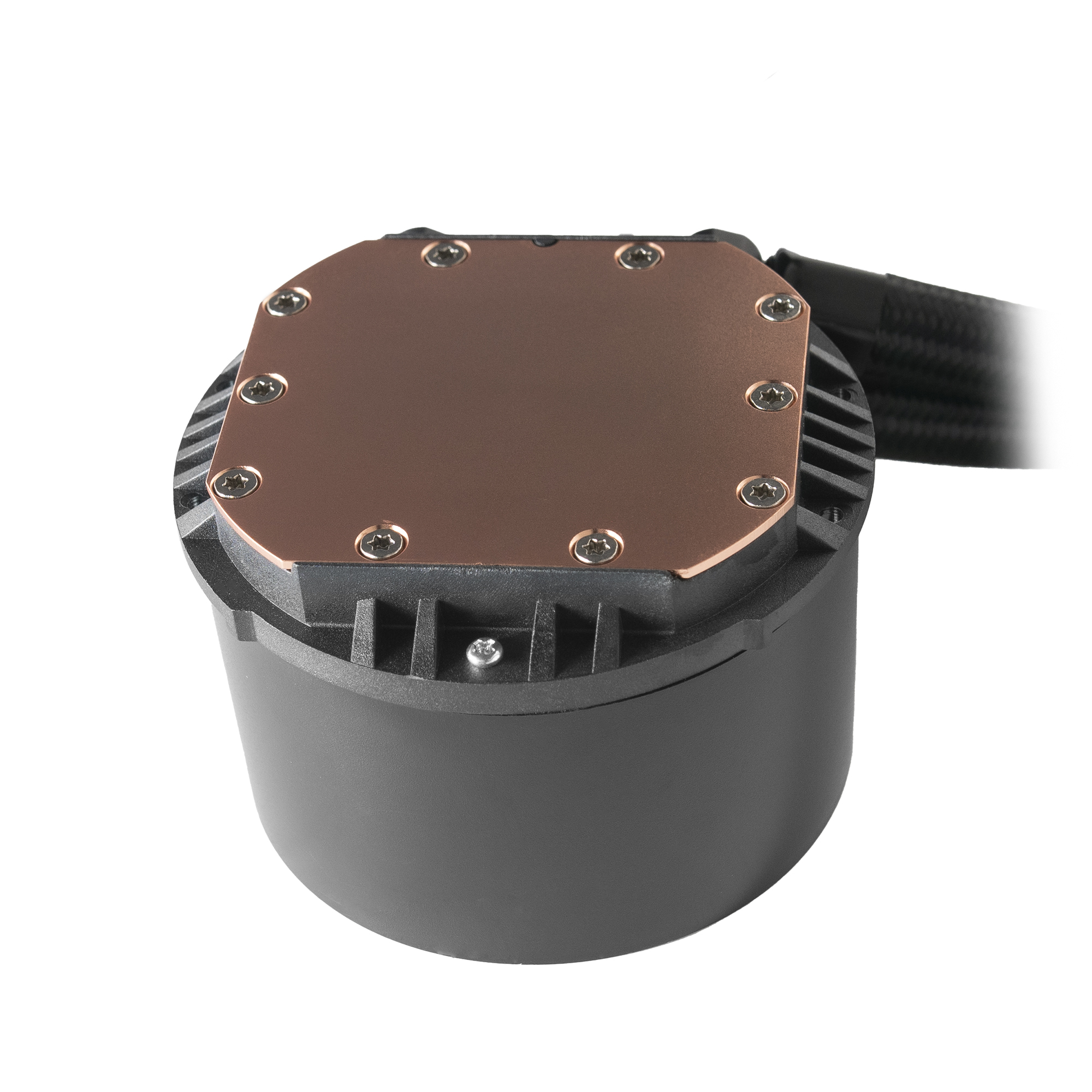 Ein kupferfarbener CPU-Kühler. Er hat eine Kupferplatte und ist von einem schwarzen Gehäuse umgeben.
