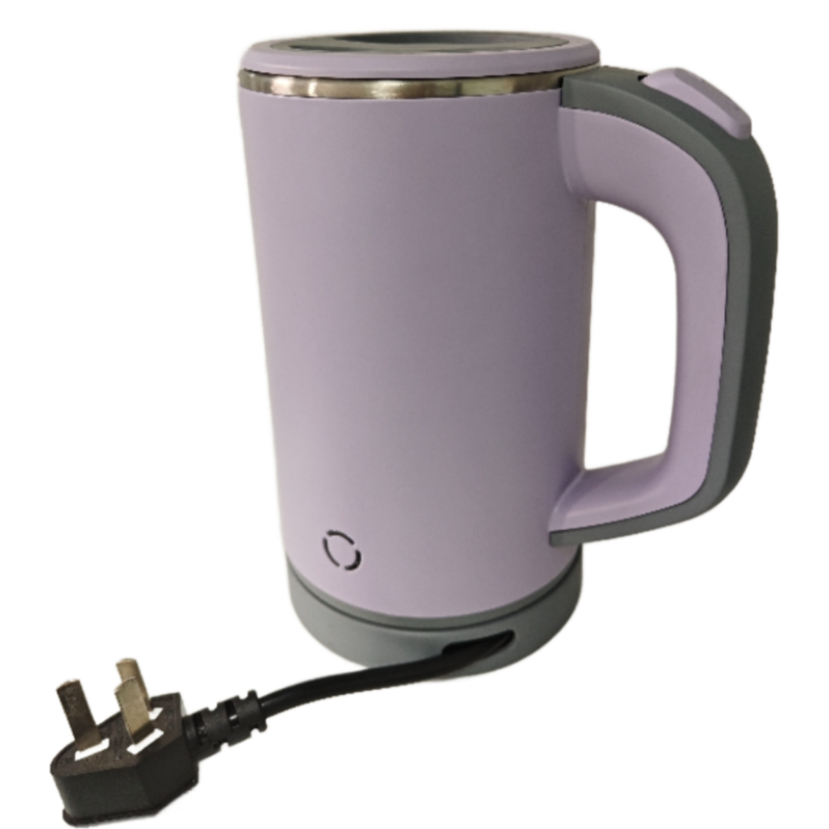 Lilafarbener Wasserkocher mit grauem Griff und Sockel, ein schwarzer Stecker an der Seite.