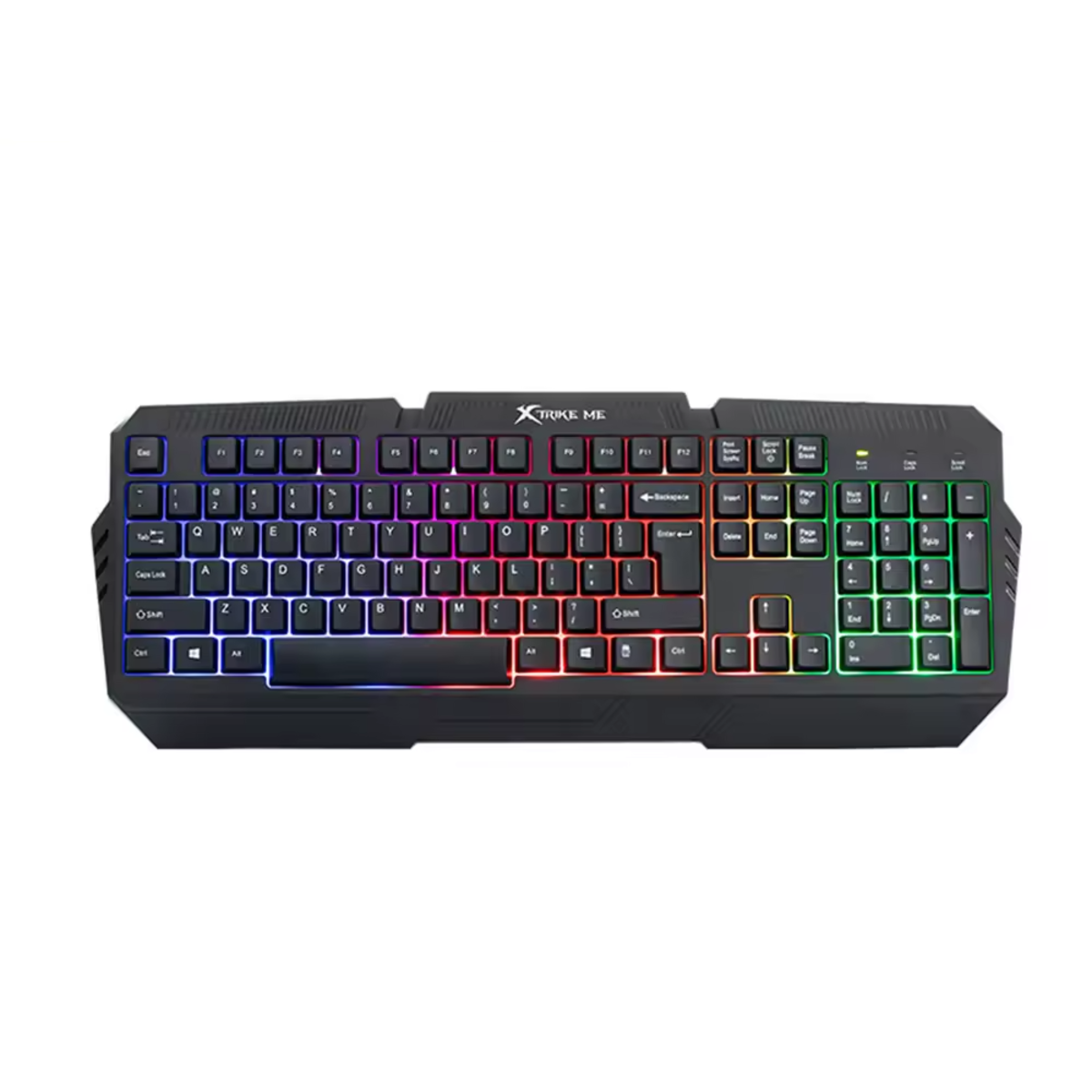 Teclado gaming negro con teclas coloridas. El teclado está en ángulo y tiene un diseño gaming.